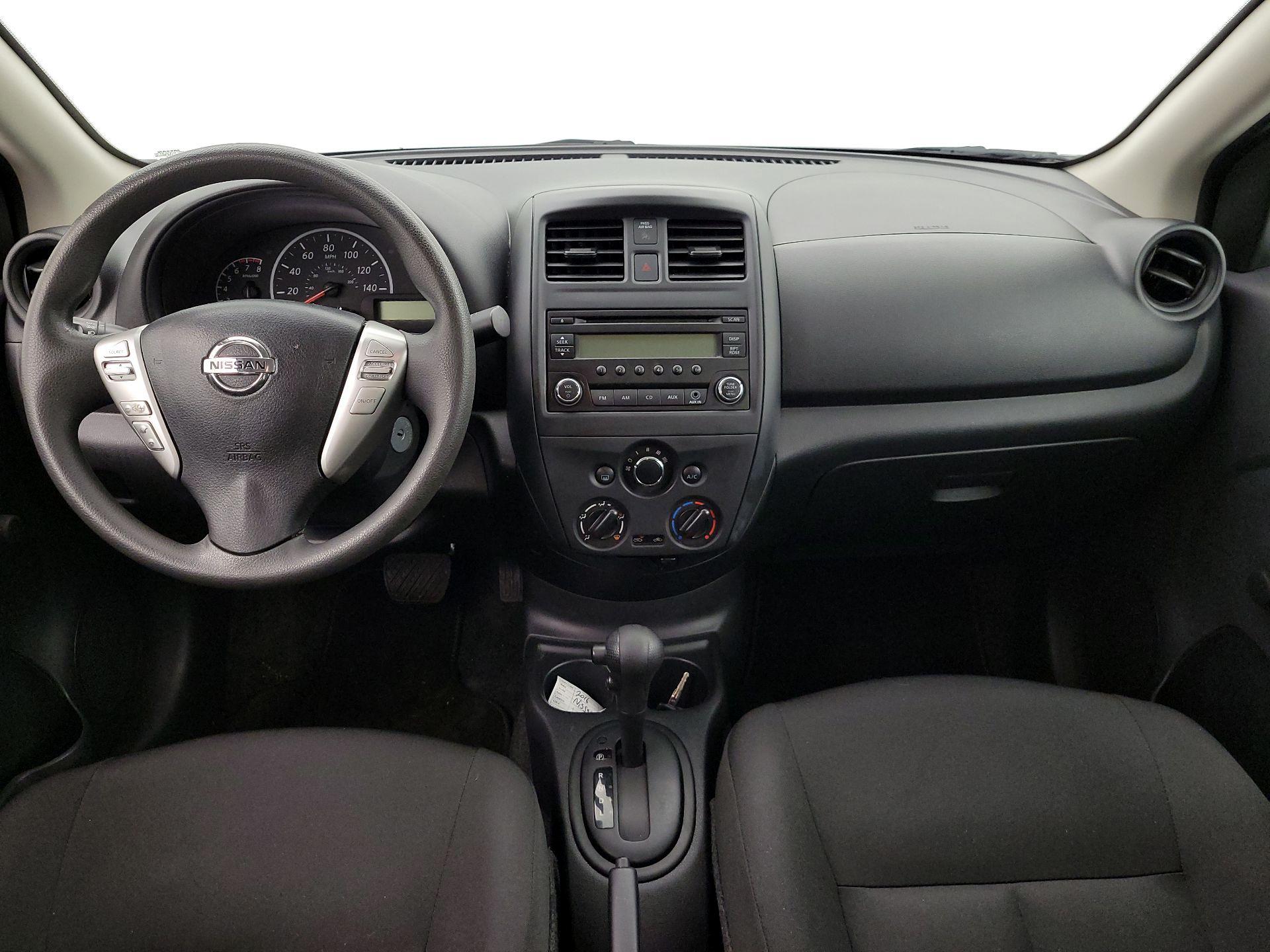Thumbnail: 2016 Nissan Versa - 9