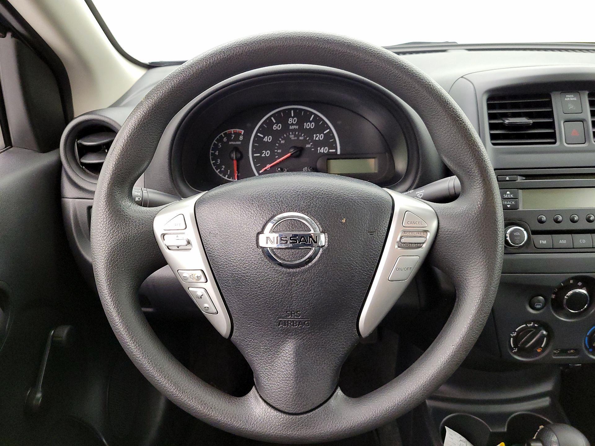 Thumbnail: 2016 Nissan Versa - 10