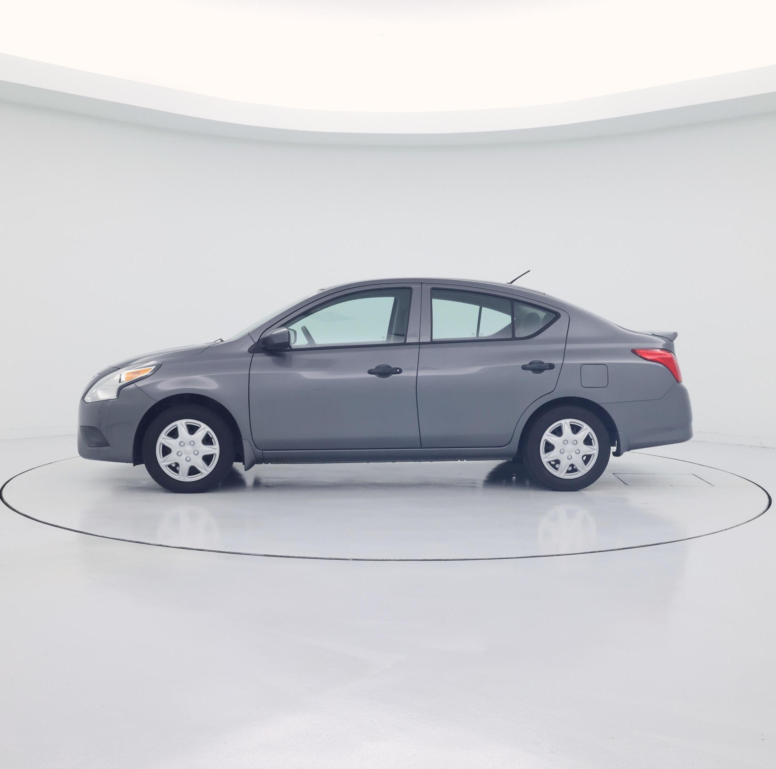 Thumbnail: 2016 Nissan Versa - 3