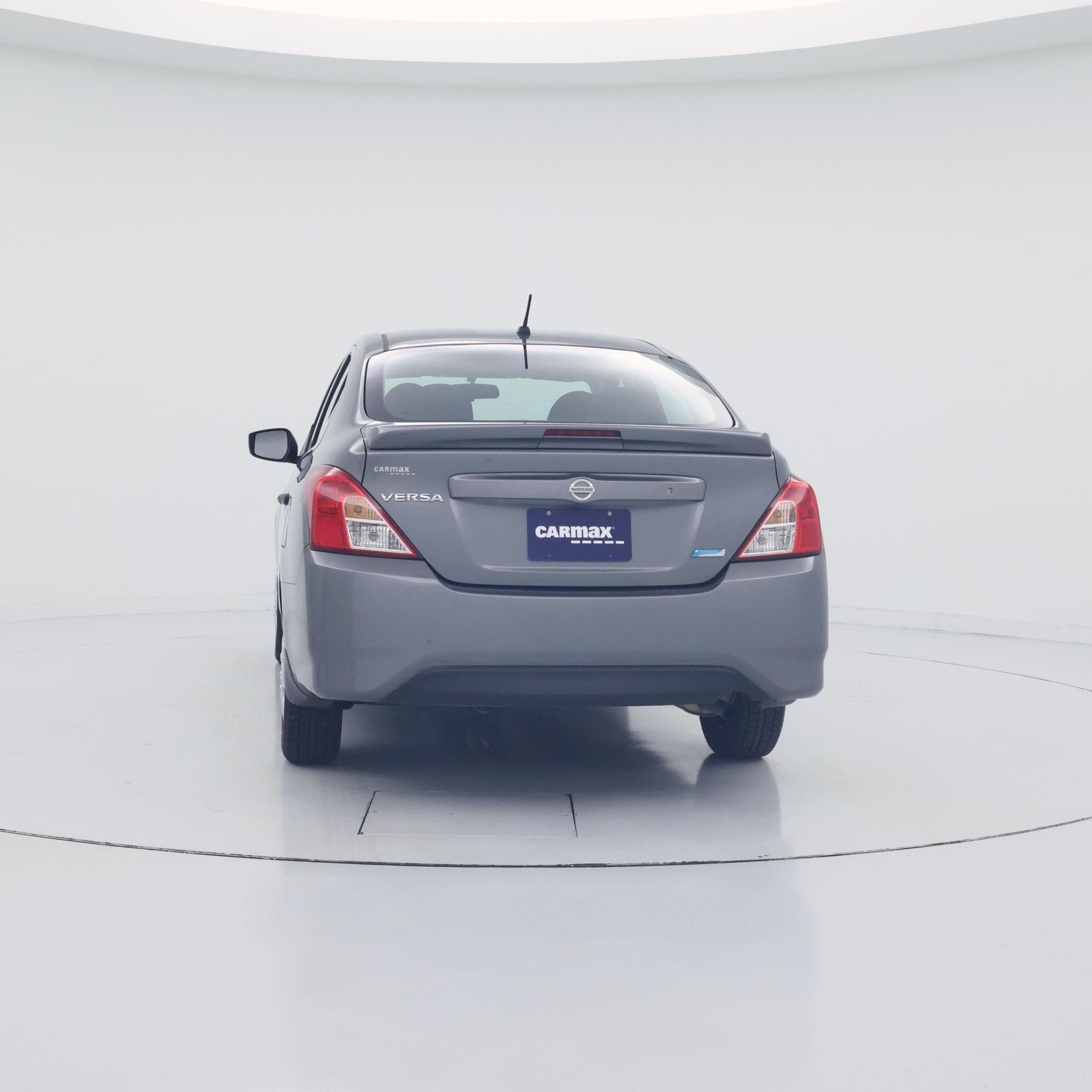 Thumbnail: 2016 Nissan Versa - 6