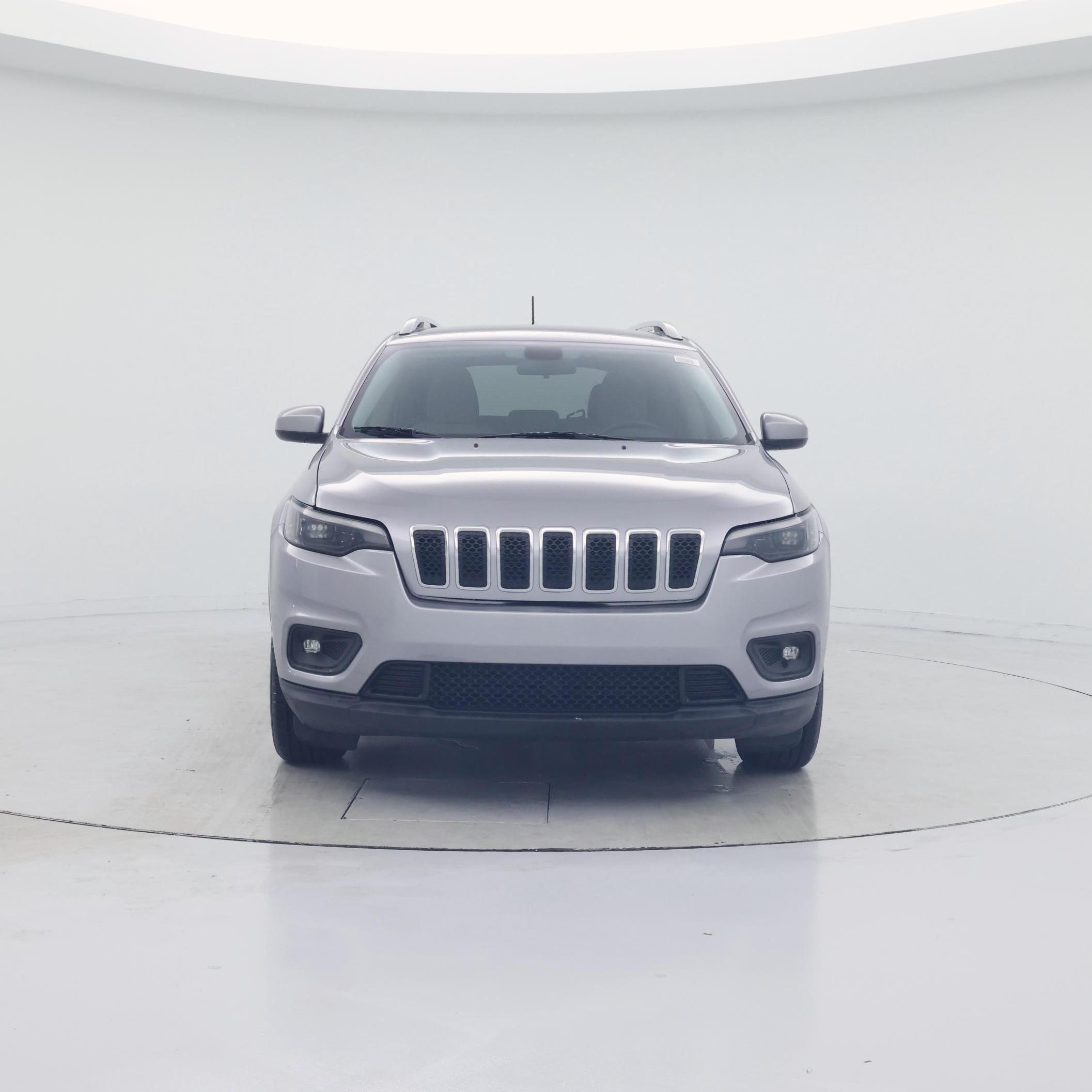Thumbnail: 2019 Jeep Cherokee - 5