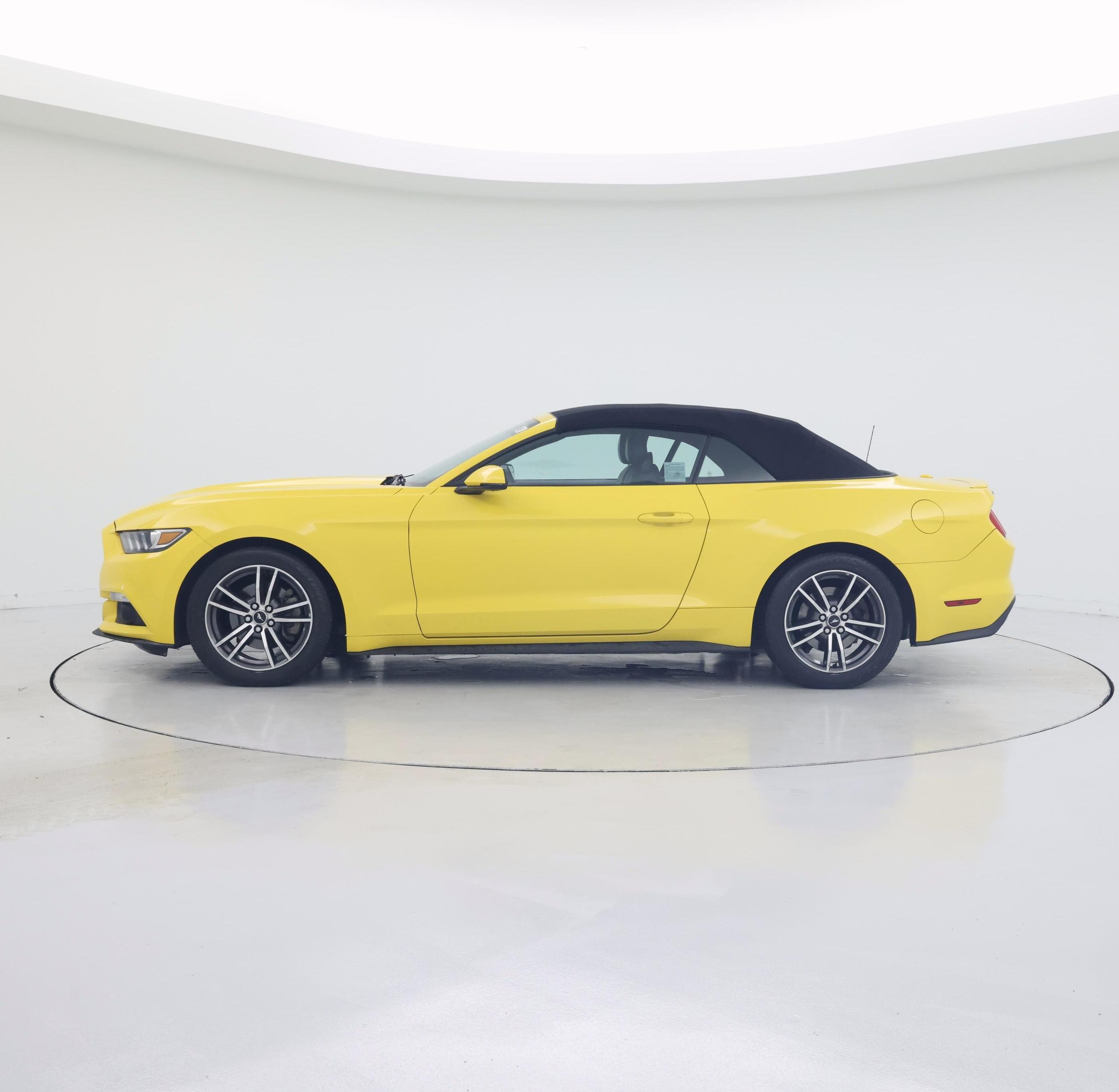 Thumbnail: 2017 Ford Mustang - 3