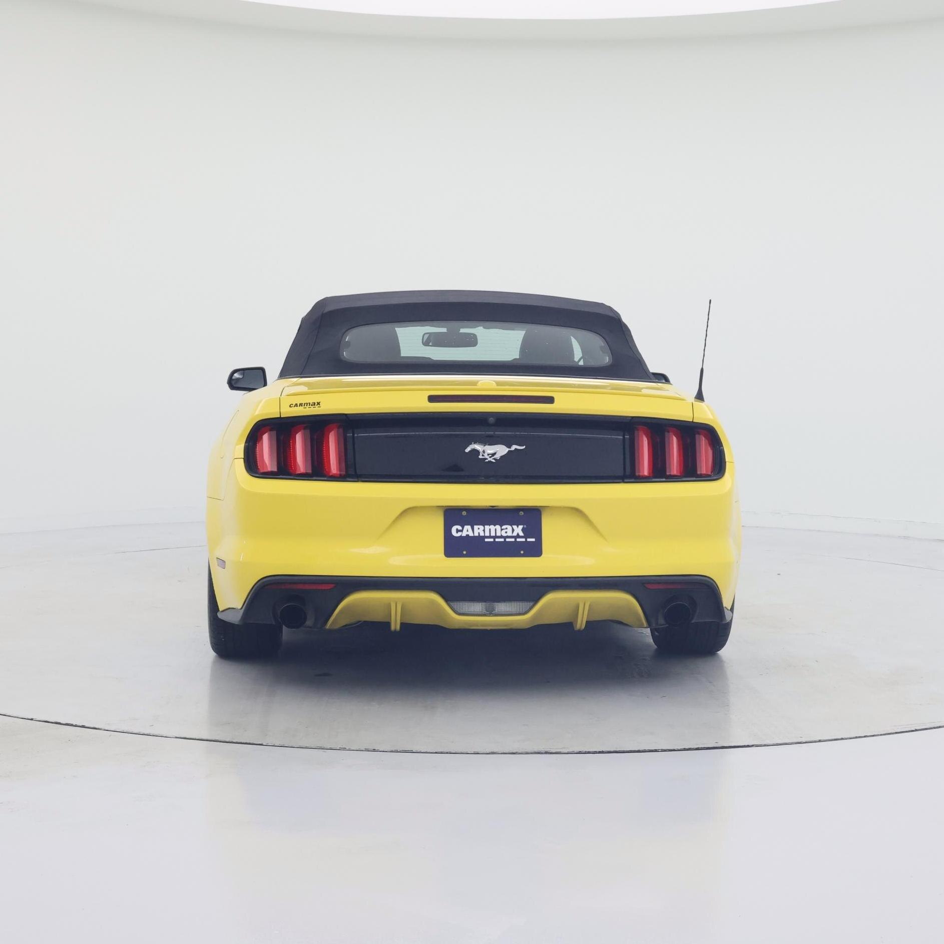 Thumbnail: 2017 Ford Mustang - 6