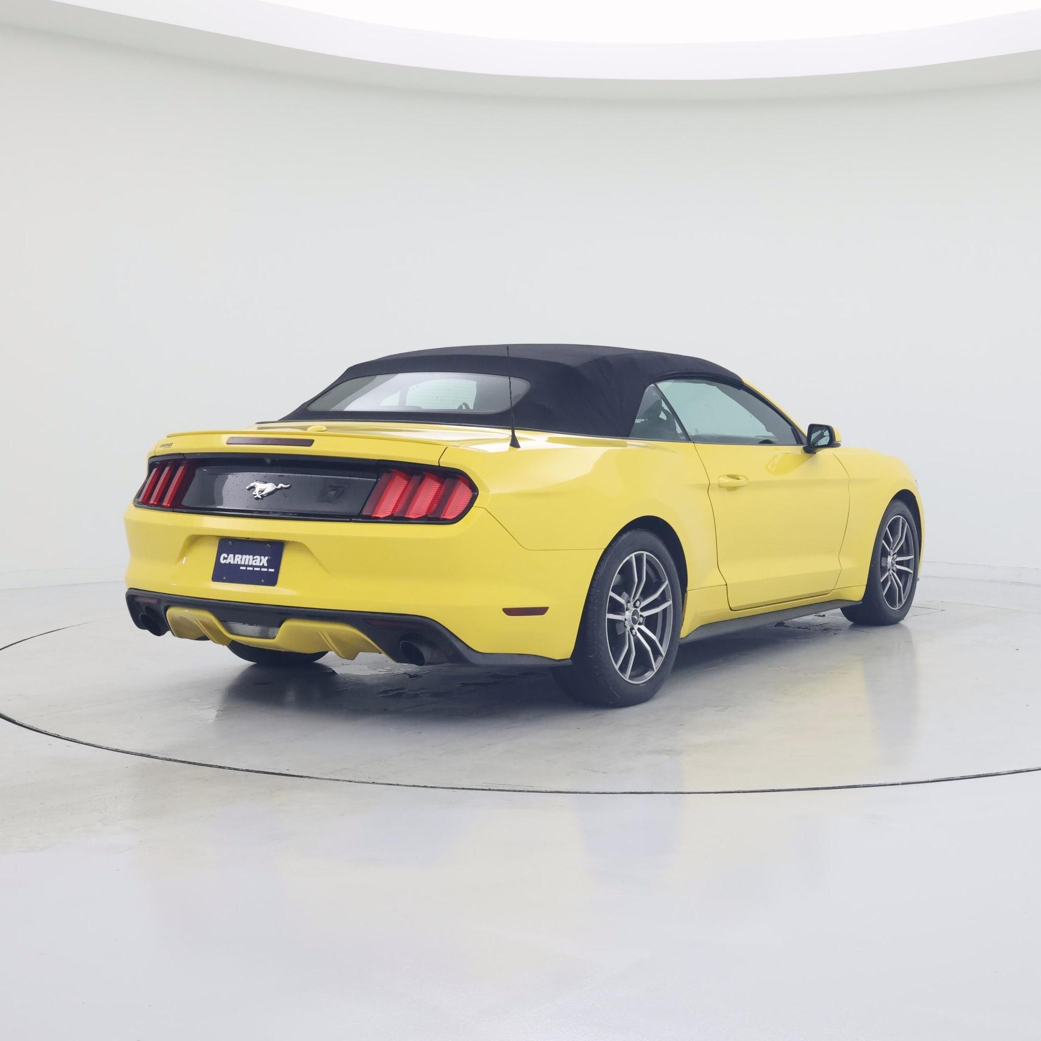 Thumbnail: 2017 Ford Mustang - 8