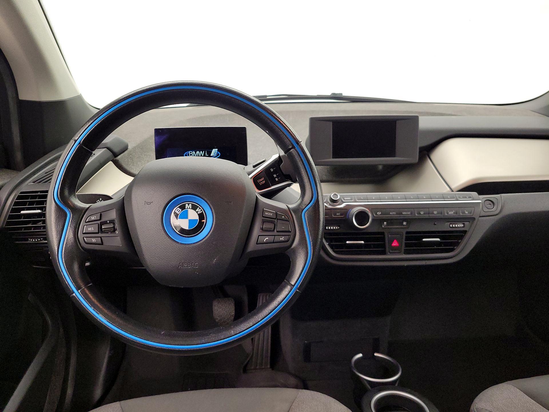 Thumbnail: 2017 BMW i3 - 10