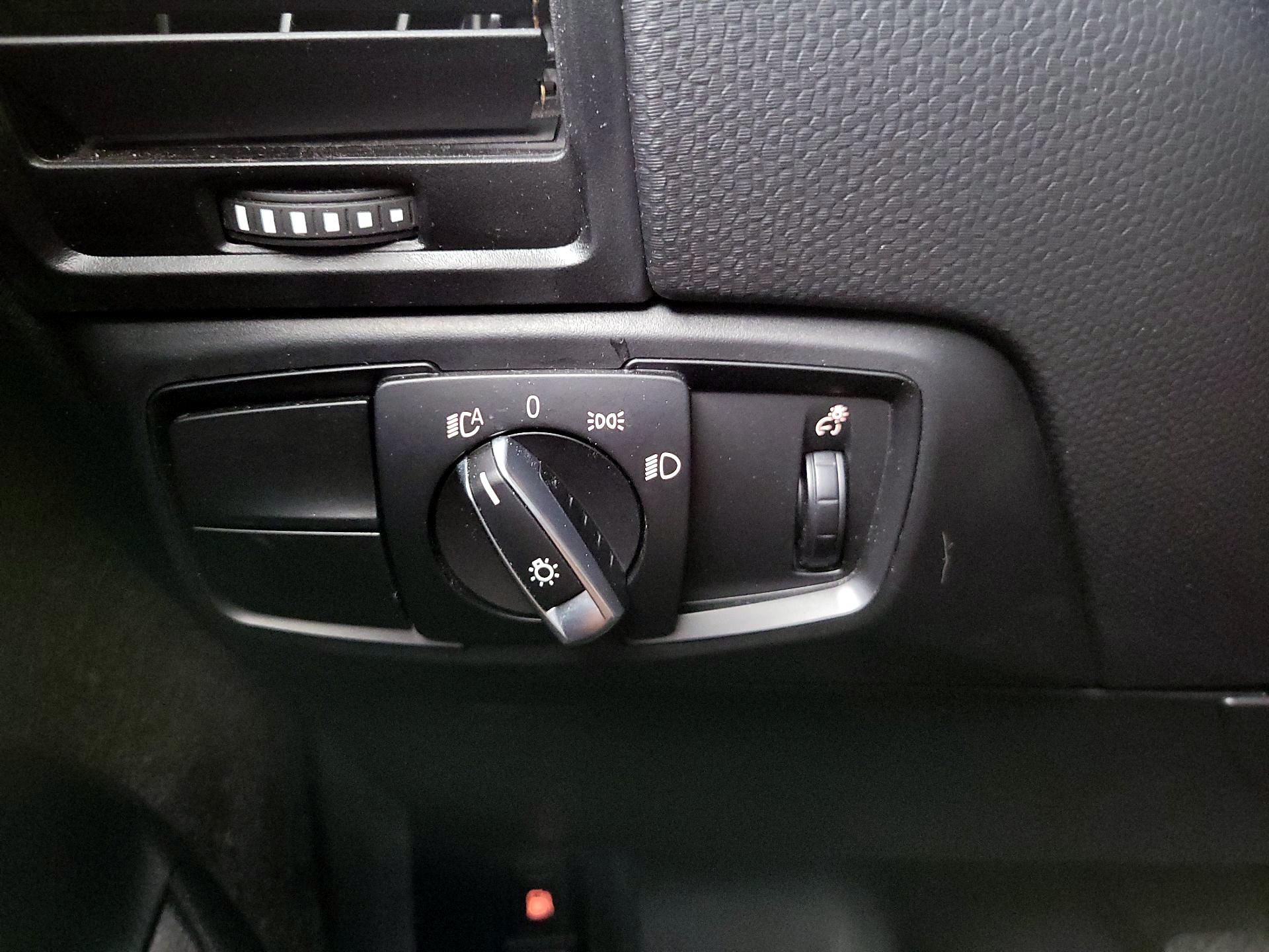 Thumbnail: 2017 BMW i3 - 13