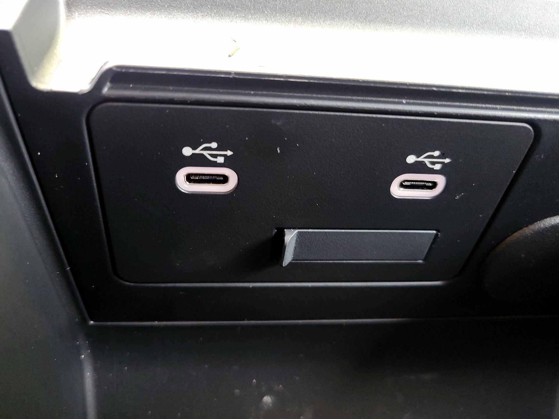 Thumbnail: 2025 Mazda Mazda3 - 18