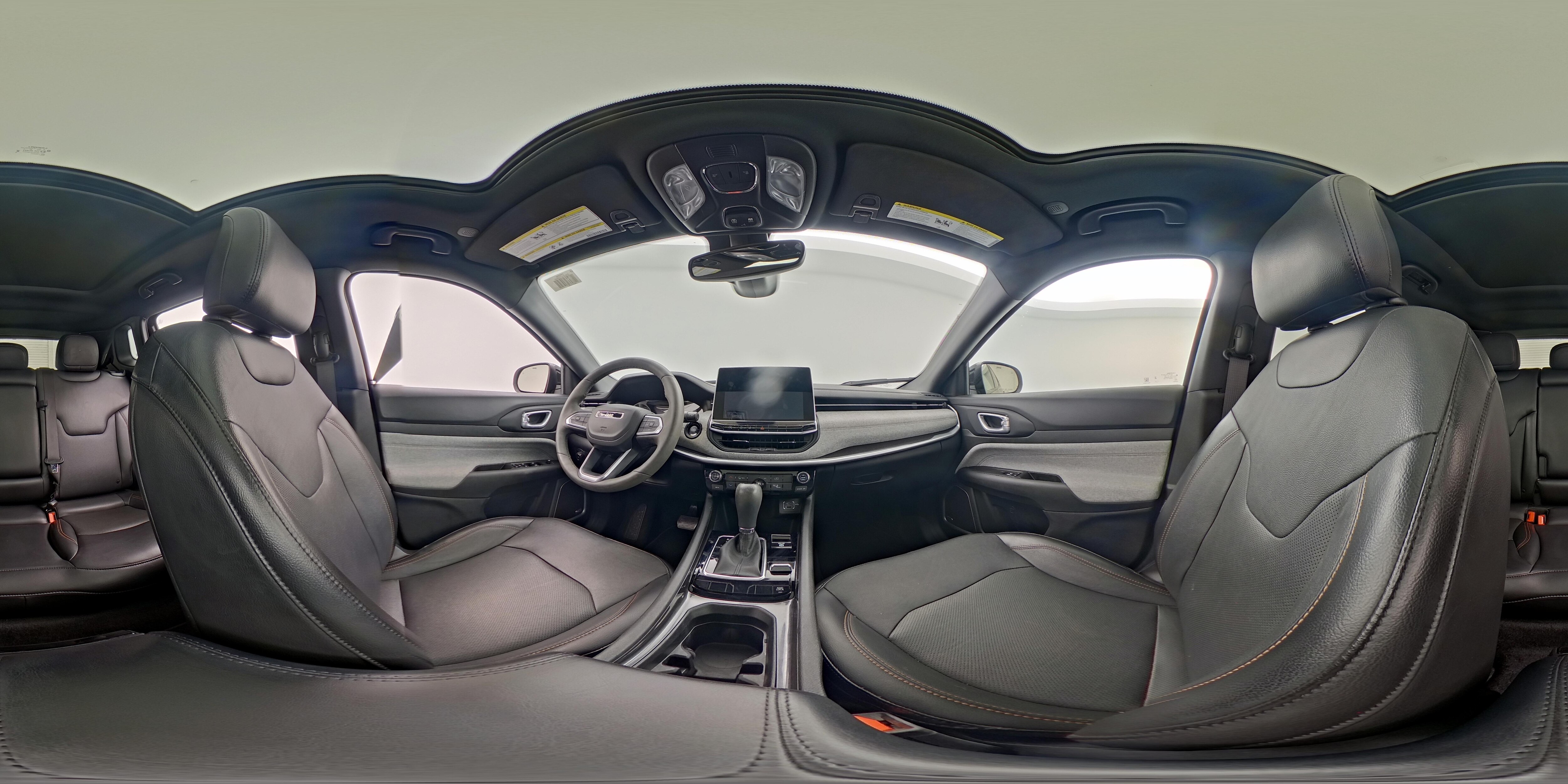 2023 Jeep Compass Latitude Lux - Photo 25