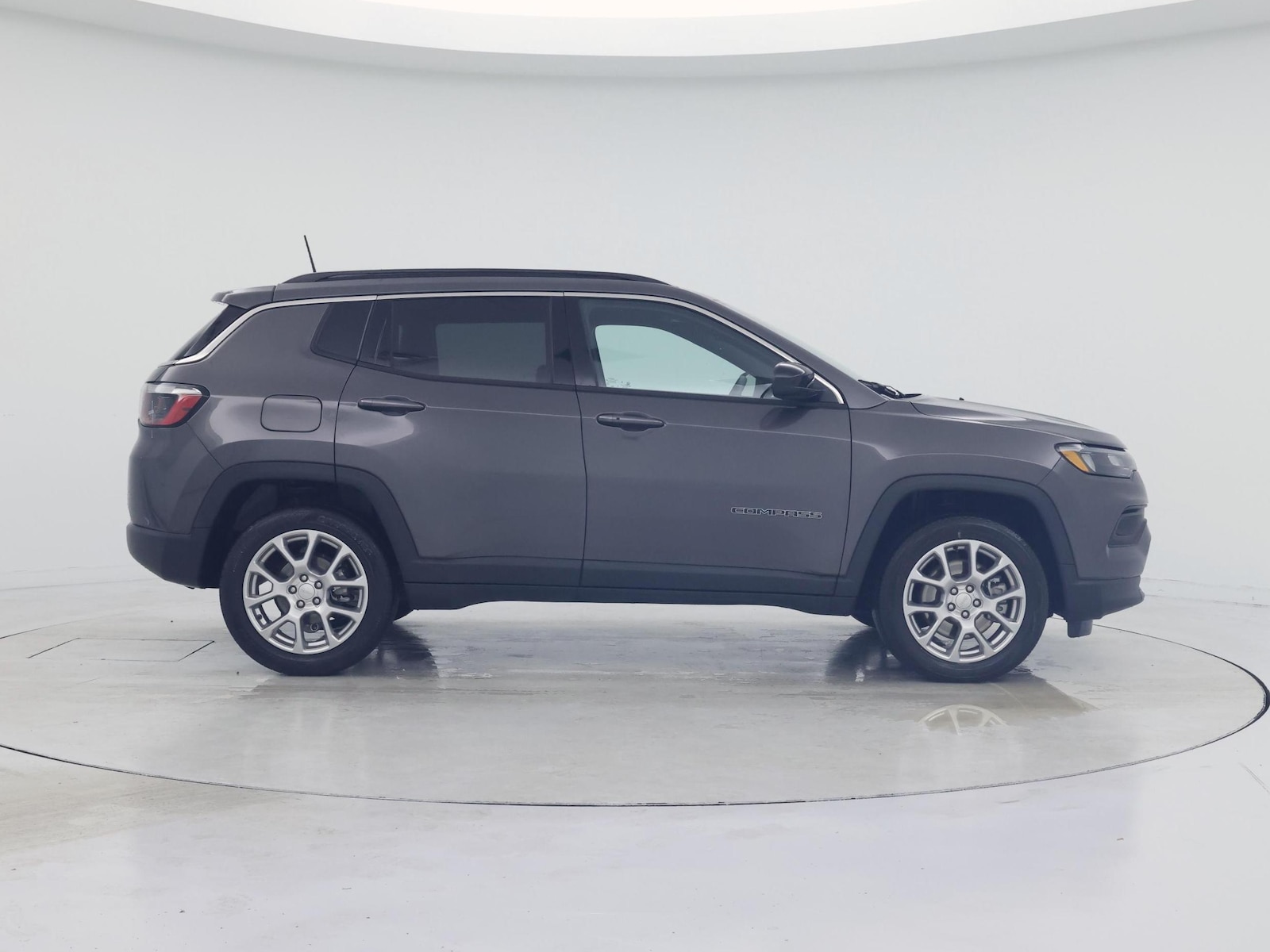2023 Jeep Compass Latitude Lux - Photo 8