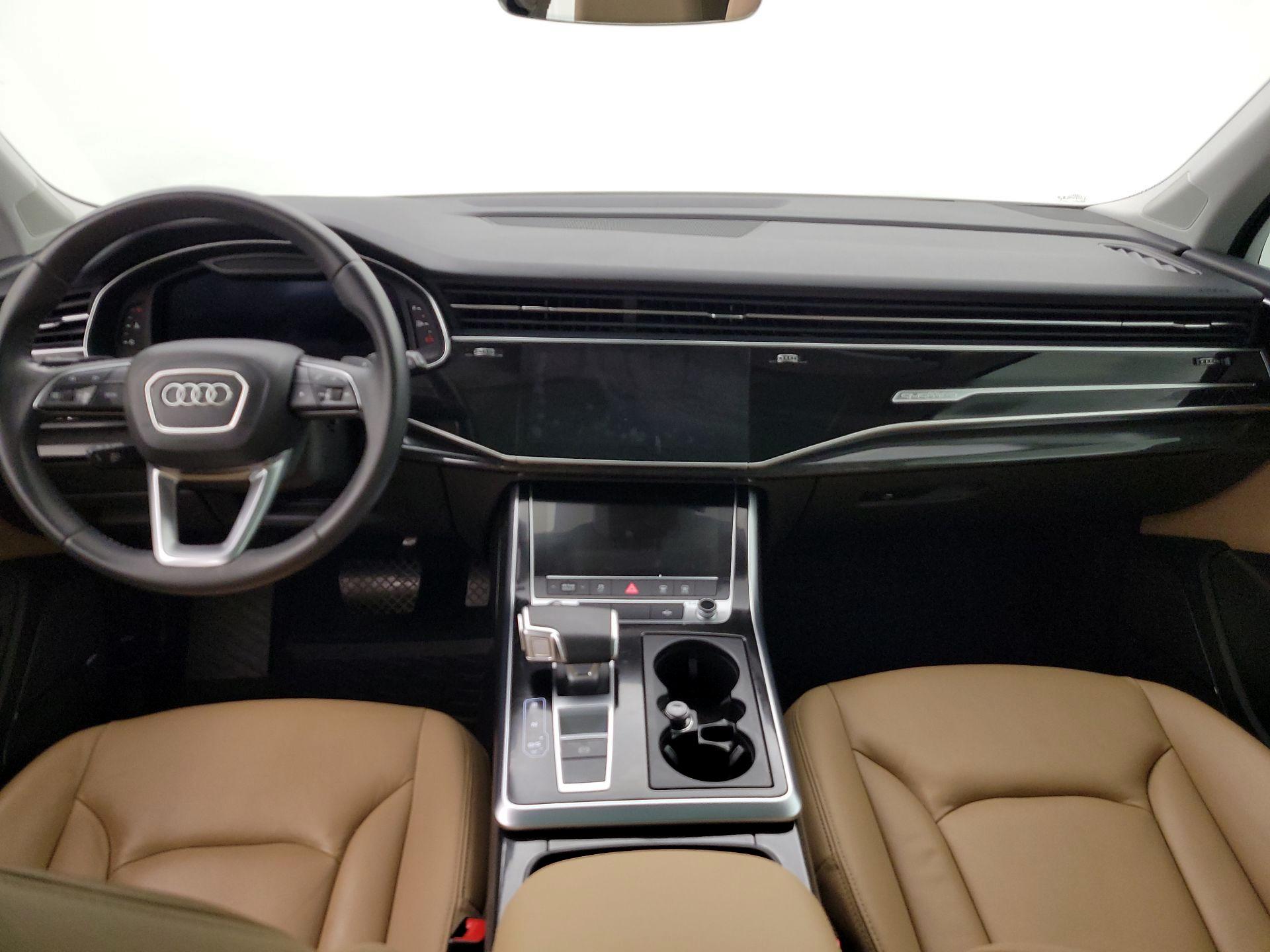 Thumbnail: 2020 Audi Q7 - 9