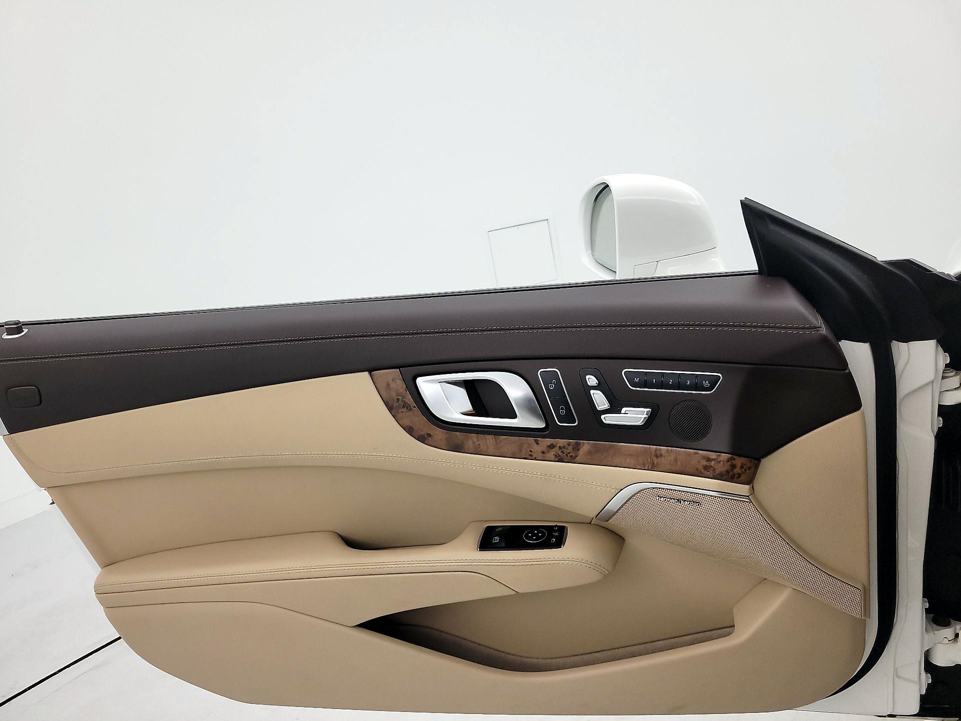 Thumbnail: 2016 Mercedes-Benz SL-Class - 12