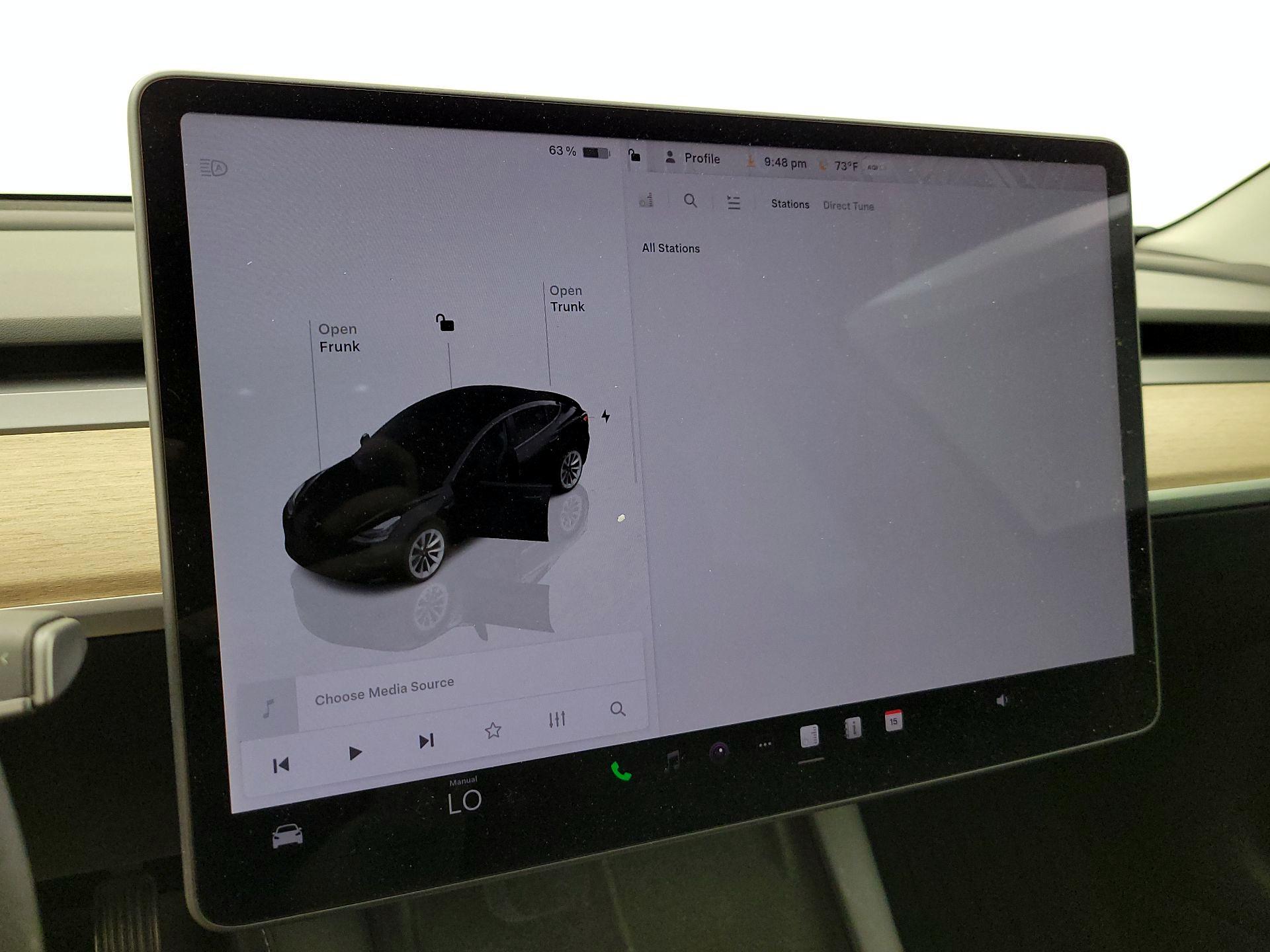 Thumbnail: 2022 Tesla Model 3 - 15