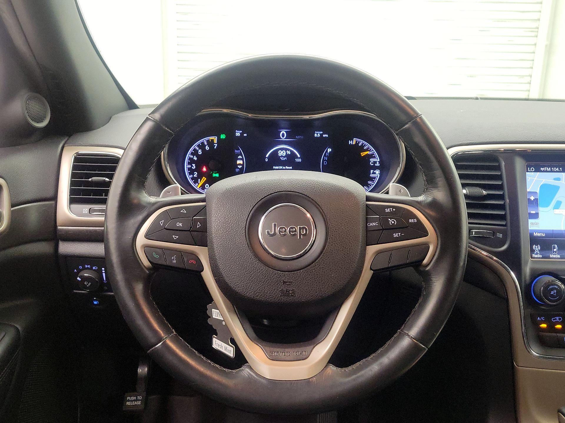 Thumbnail: 2016 Jeep Grand Cherokee - 10