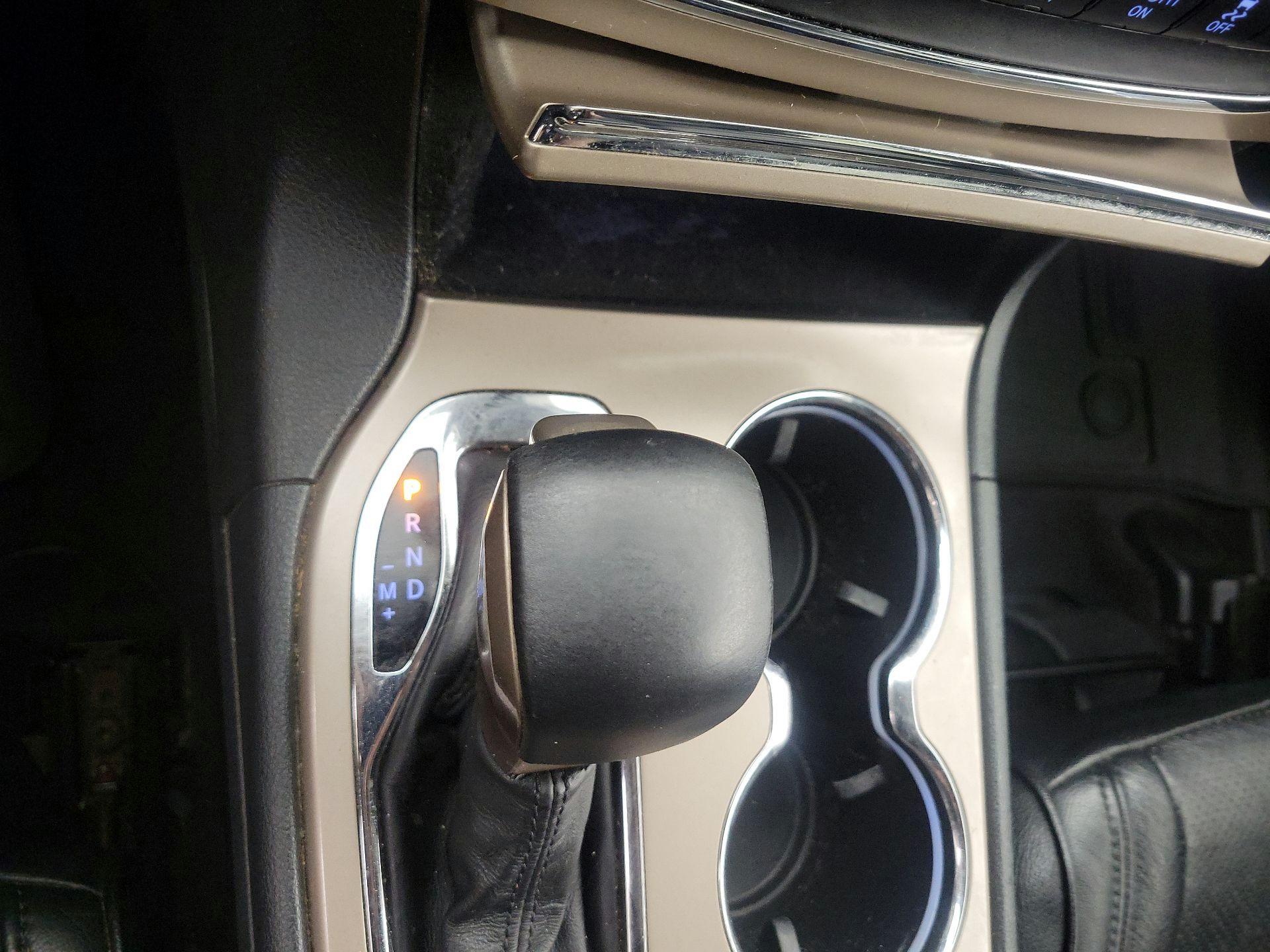 Thumbnail: 2016 Jeep Grand Cherokee - 18