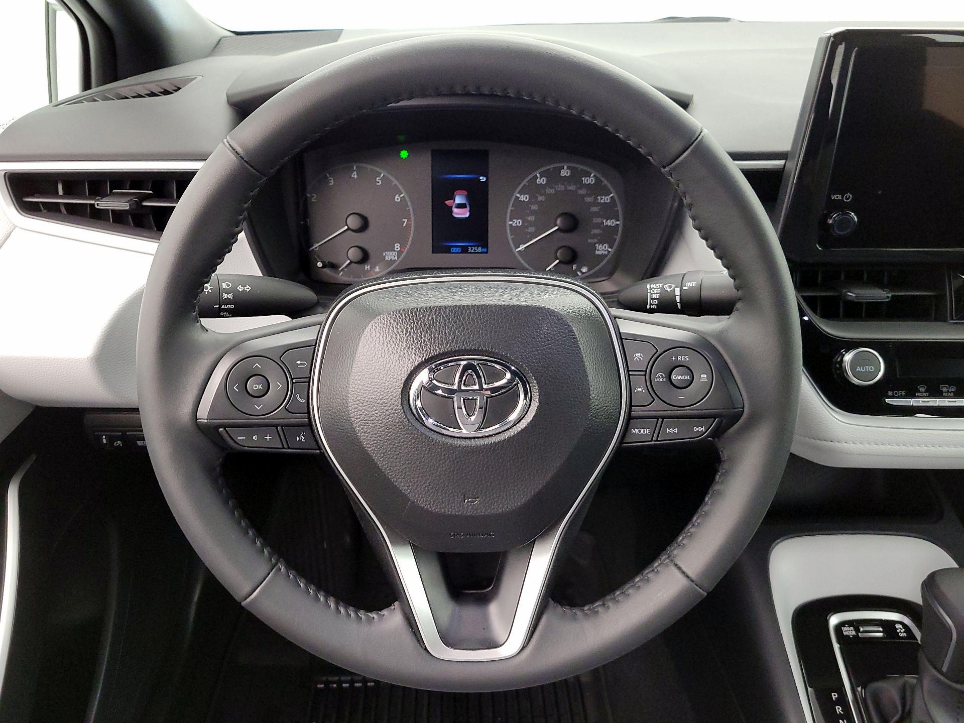 Thumbnail: 2025 Toyota Corolla - 10