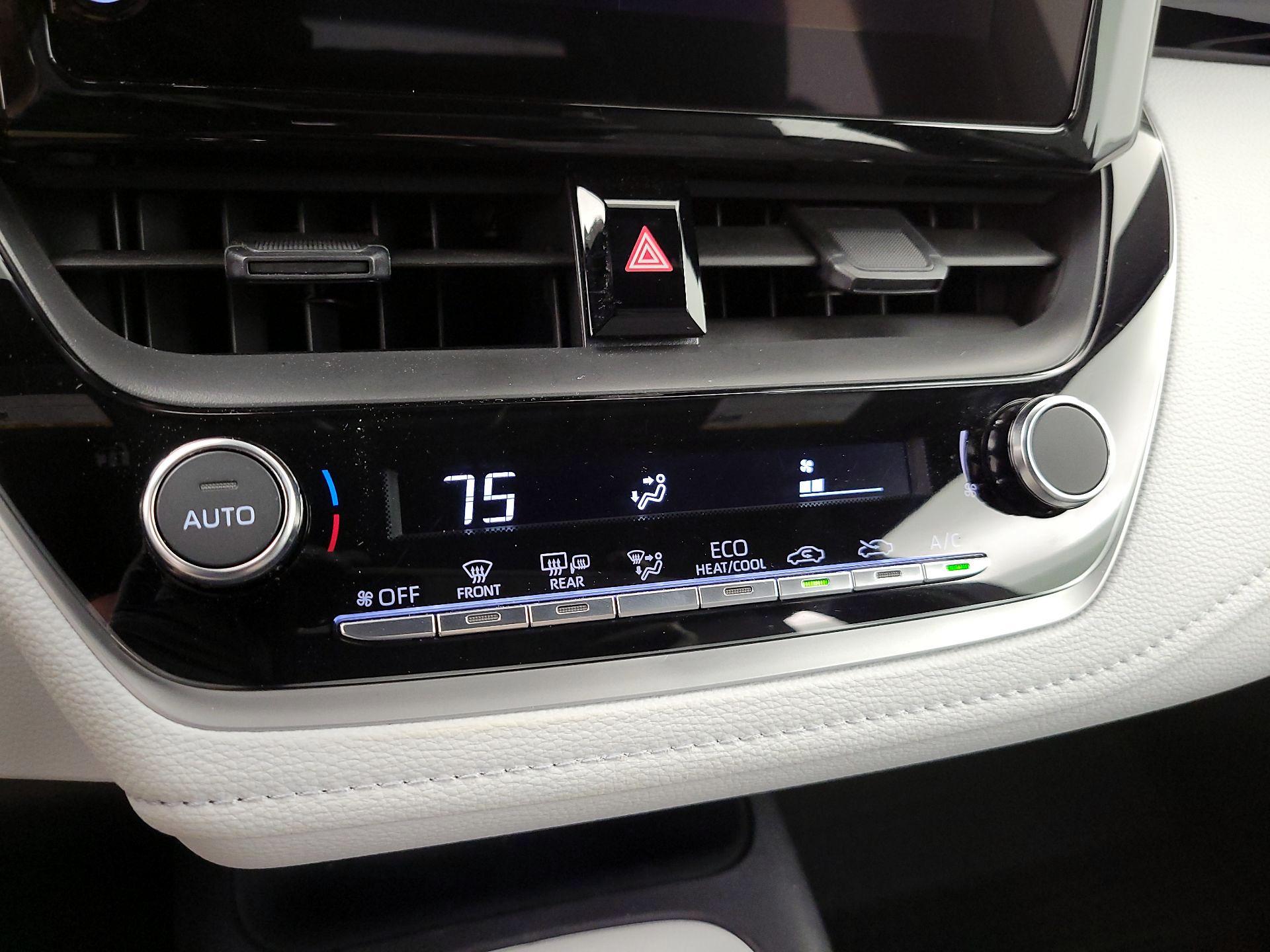 Thumbnail: 2025 Toyota Corolla - 17