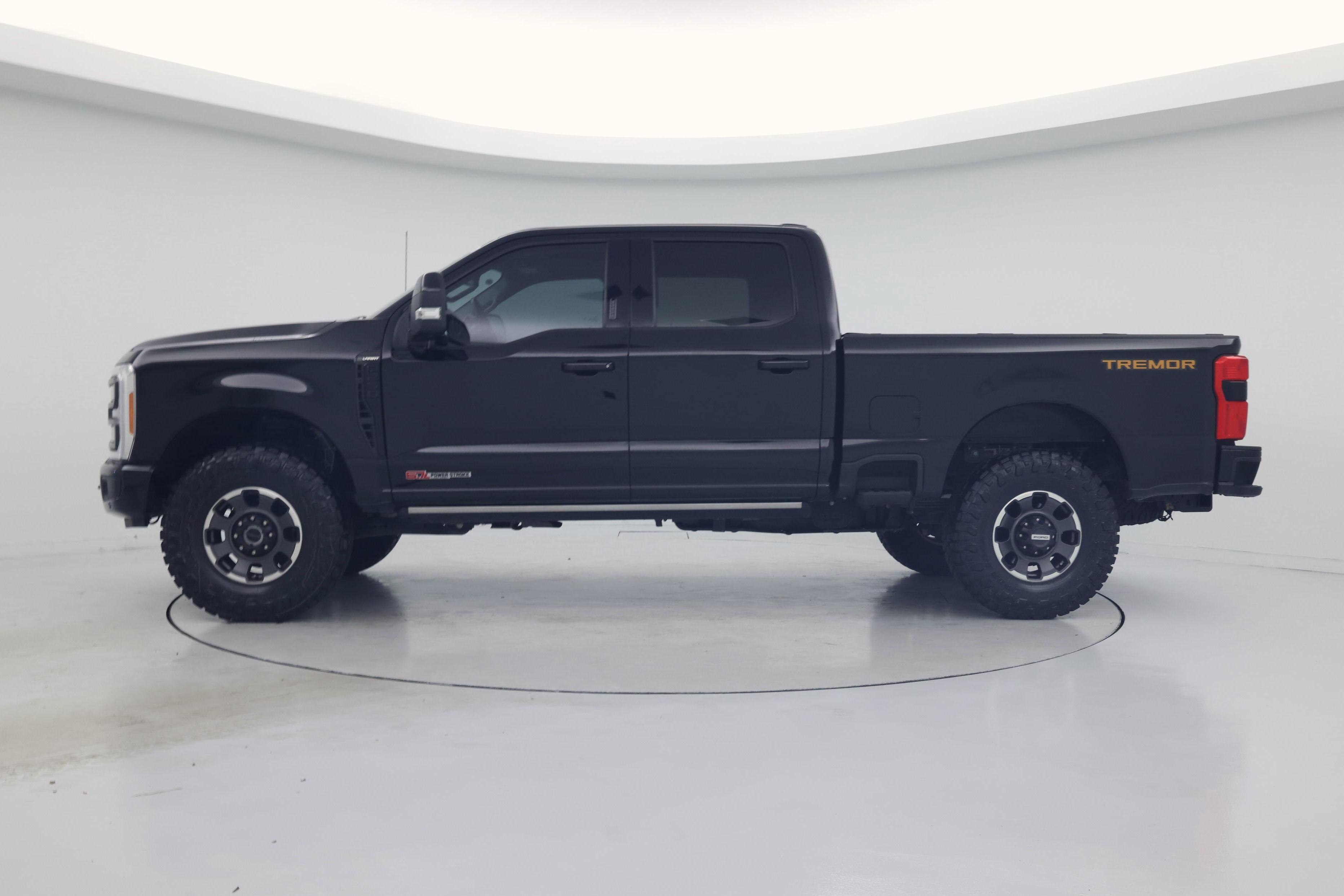 Thumbnail: 2023 Ford F-250 - 3