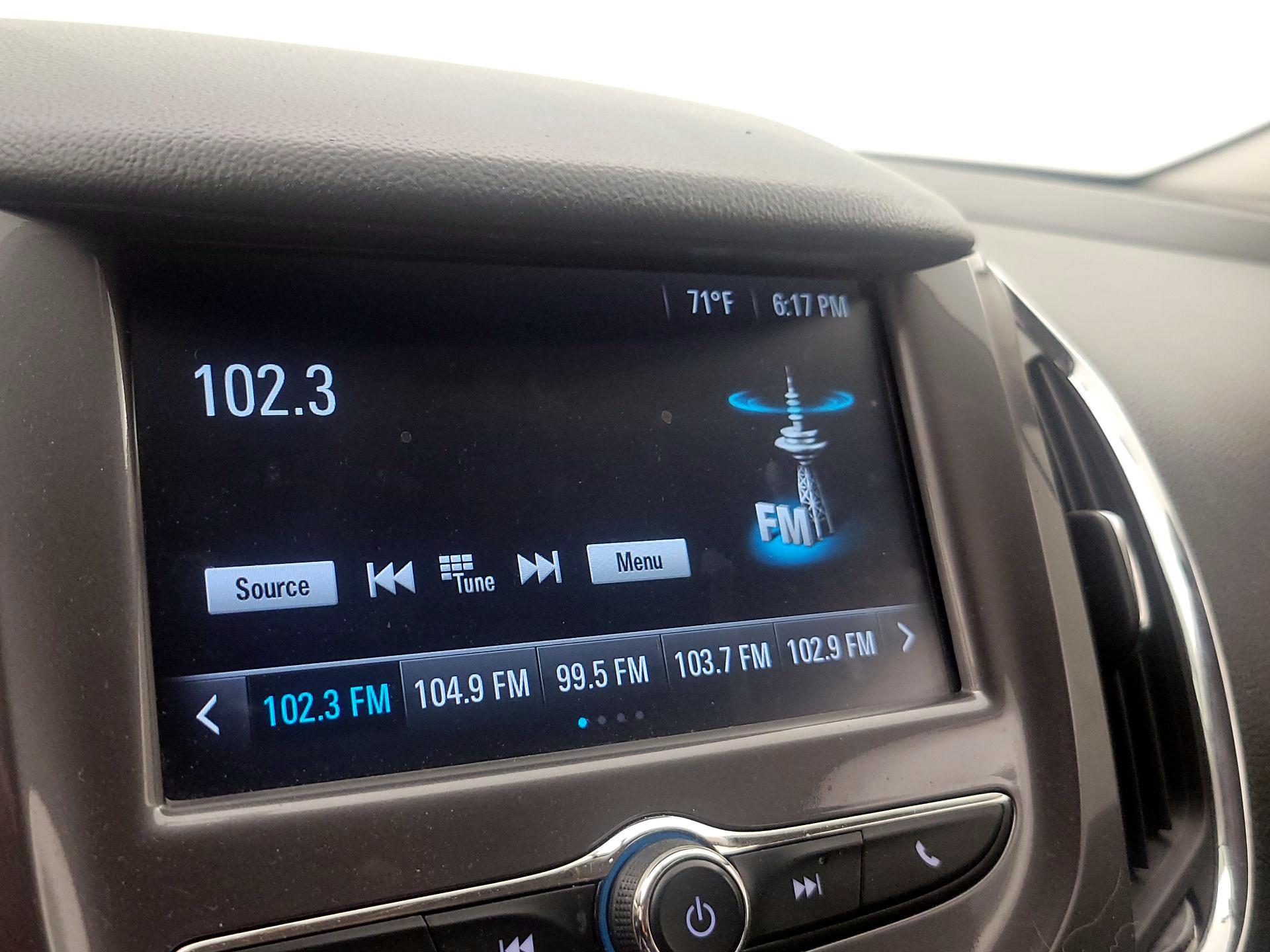 Thumbnail: 2017 Chevrolet Cruze - 15