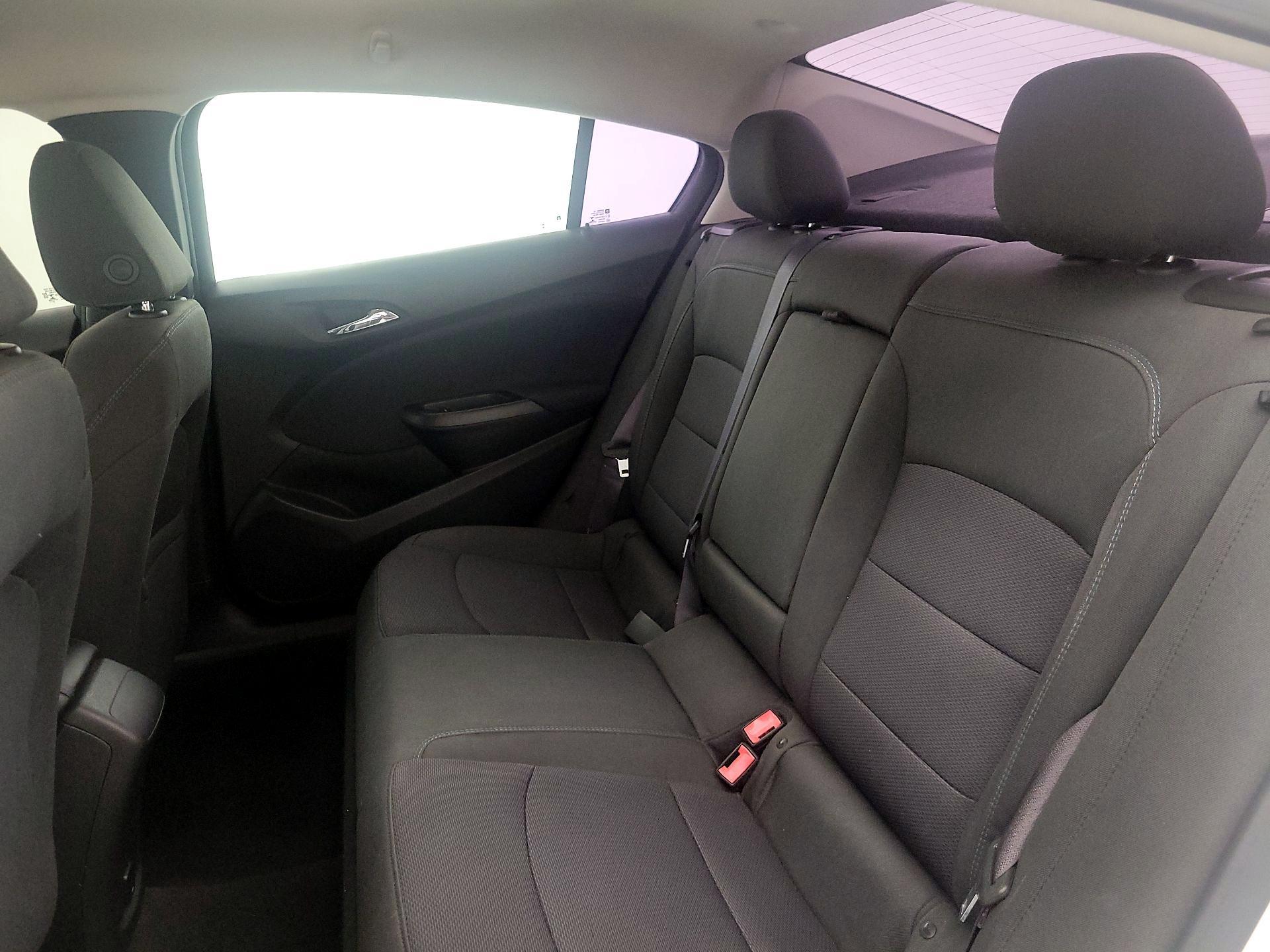 Thumbnail: 2017 Chevrolet Cruze - 19