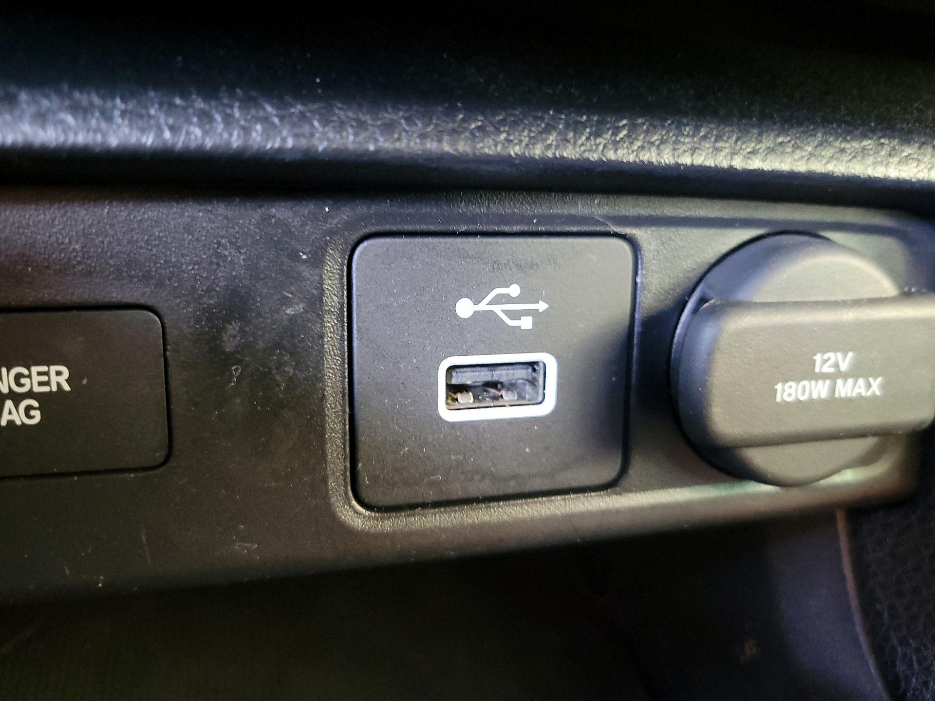 Thumbnail: 2023 Honda Civic - 18