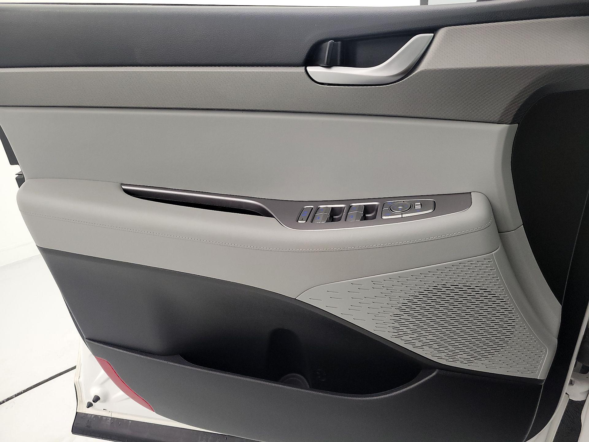 Thumbnail: 2021 Hyundai Palisade - 12