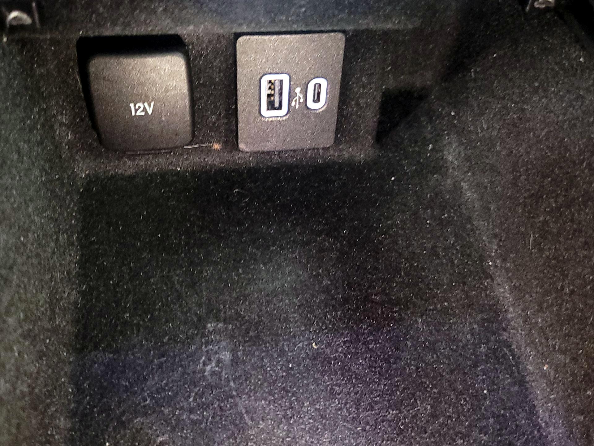 Thumbnail: 2021 Lincoln Corsair - 19