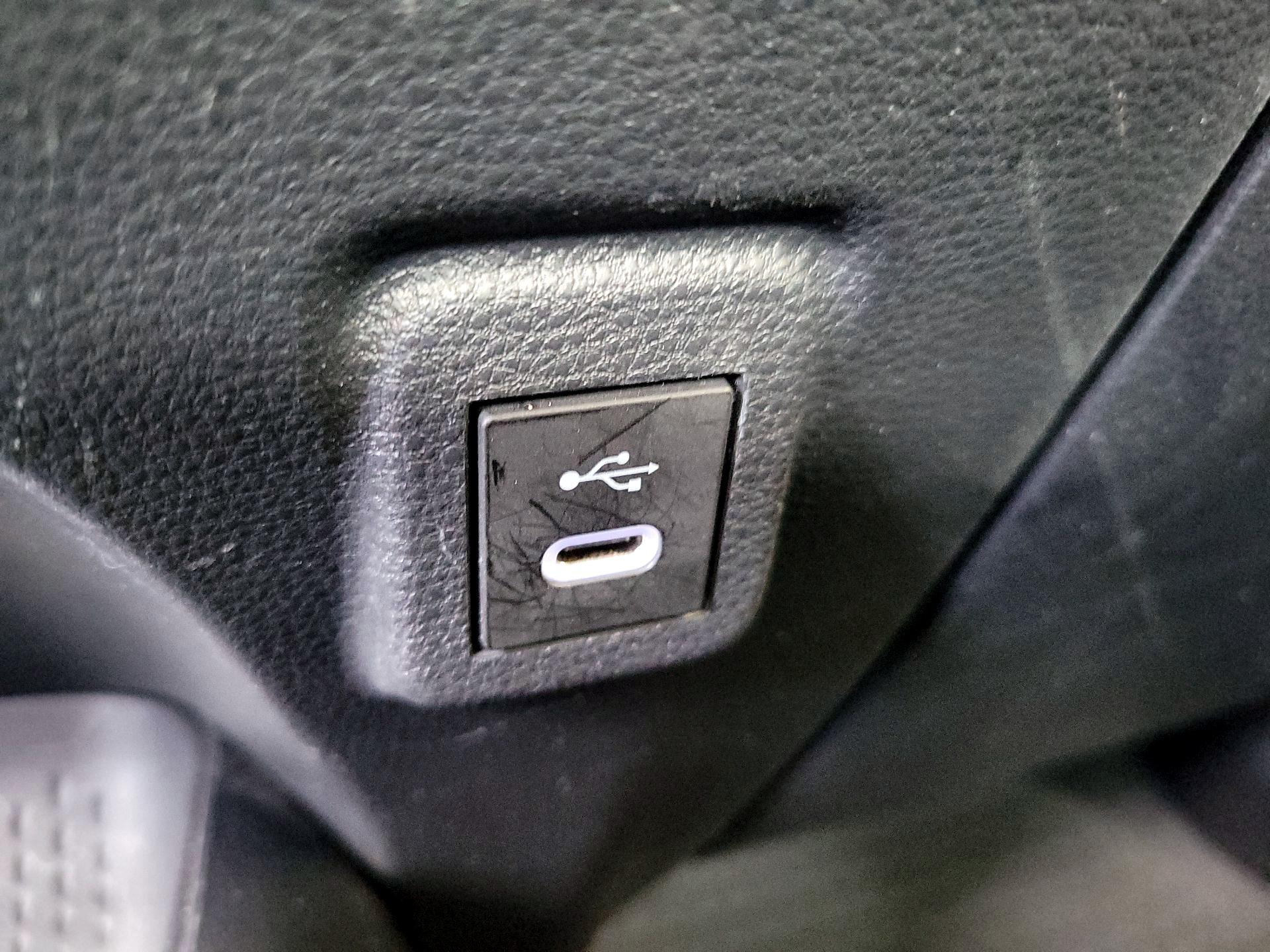 Thumbnail: 2024 Toyota Corolla - 18