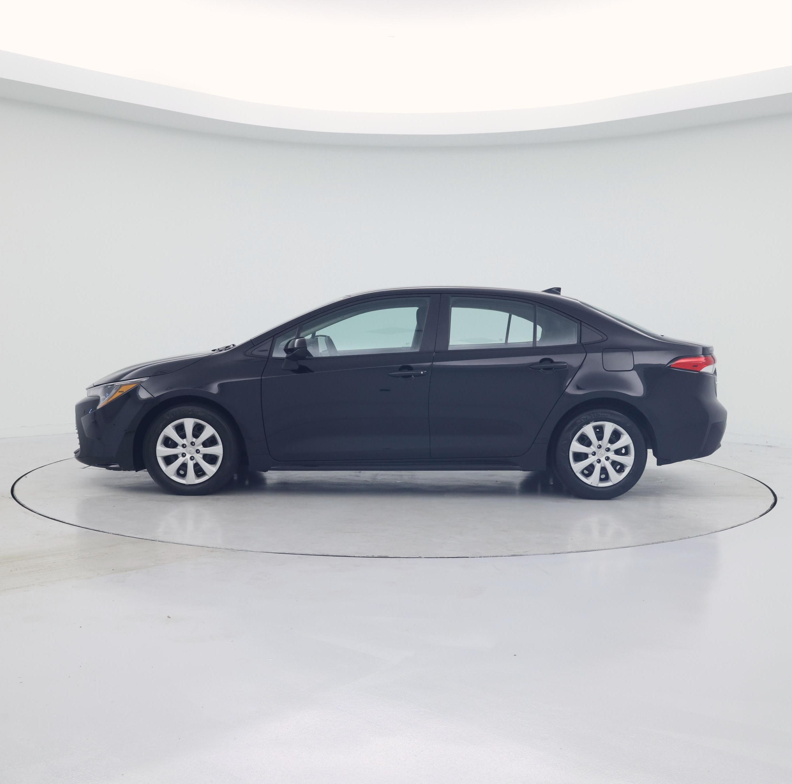 Thumbnail: 2024 Toyota Corolla - 3