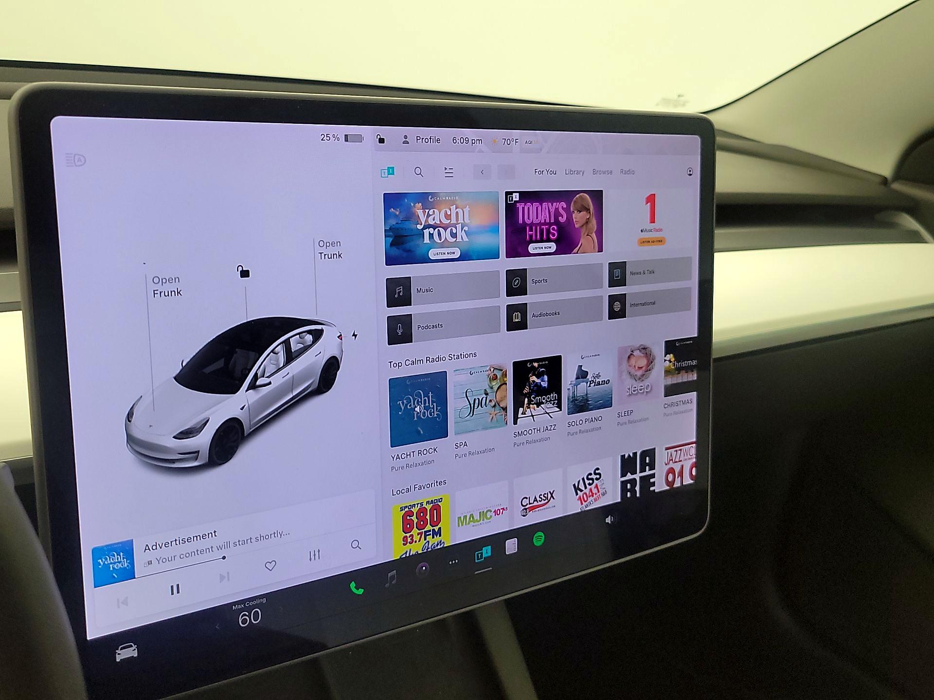 Thumbnail: 2021 Tesla Model 3 - 15