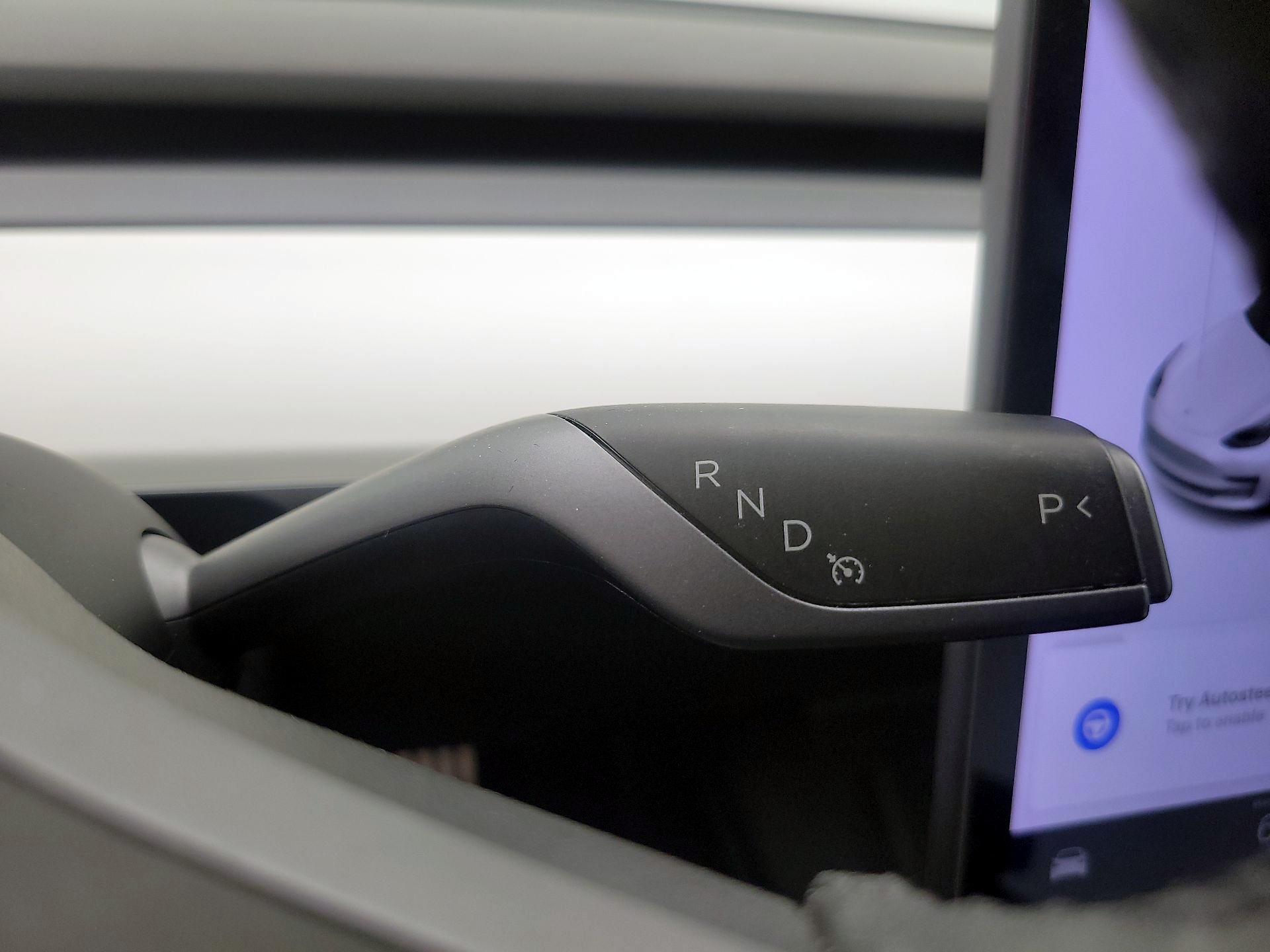 Thumbnail: 2021 Tesla Model 3 - 17