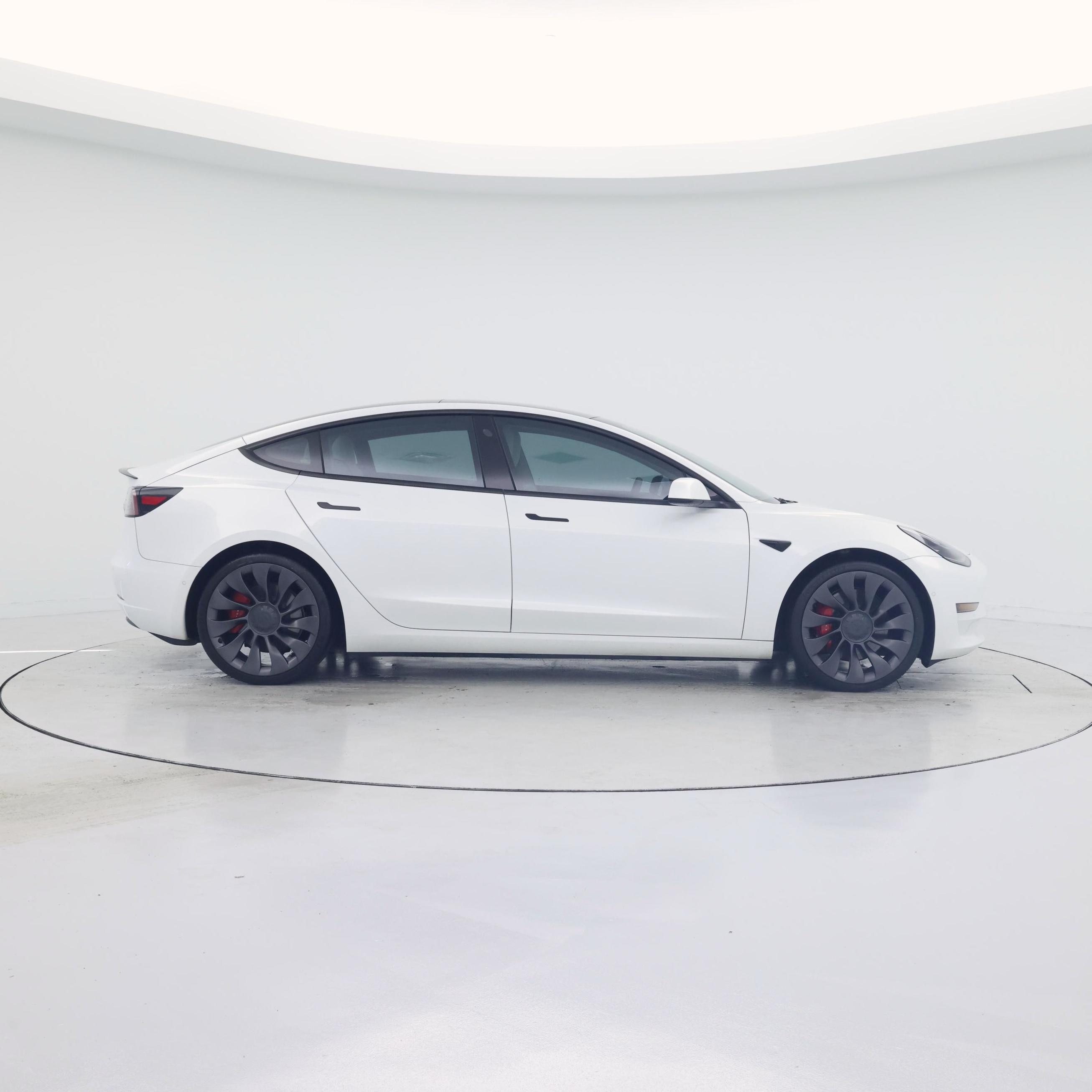 Thumbnail: 2021 Tesla Model 3 - 7