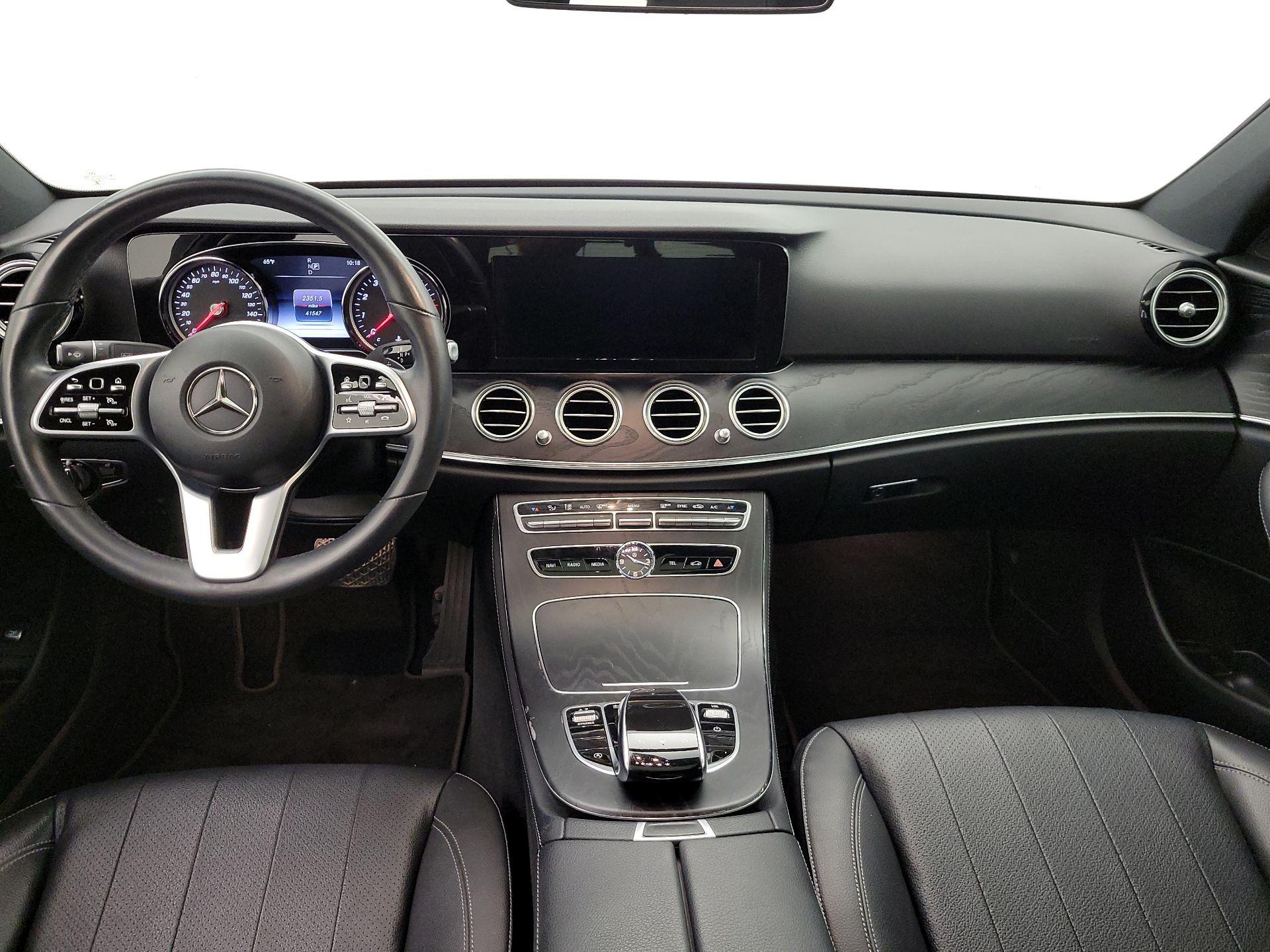 Thumbnail: 2019 Mercedes-Benz E-Class - 9