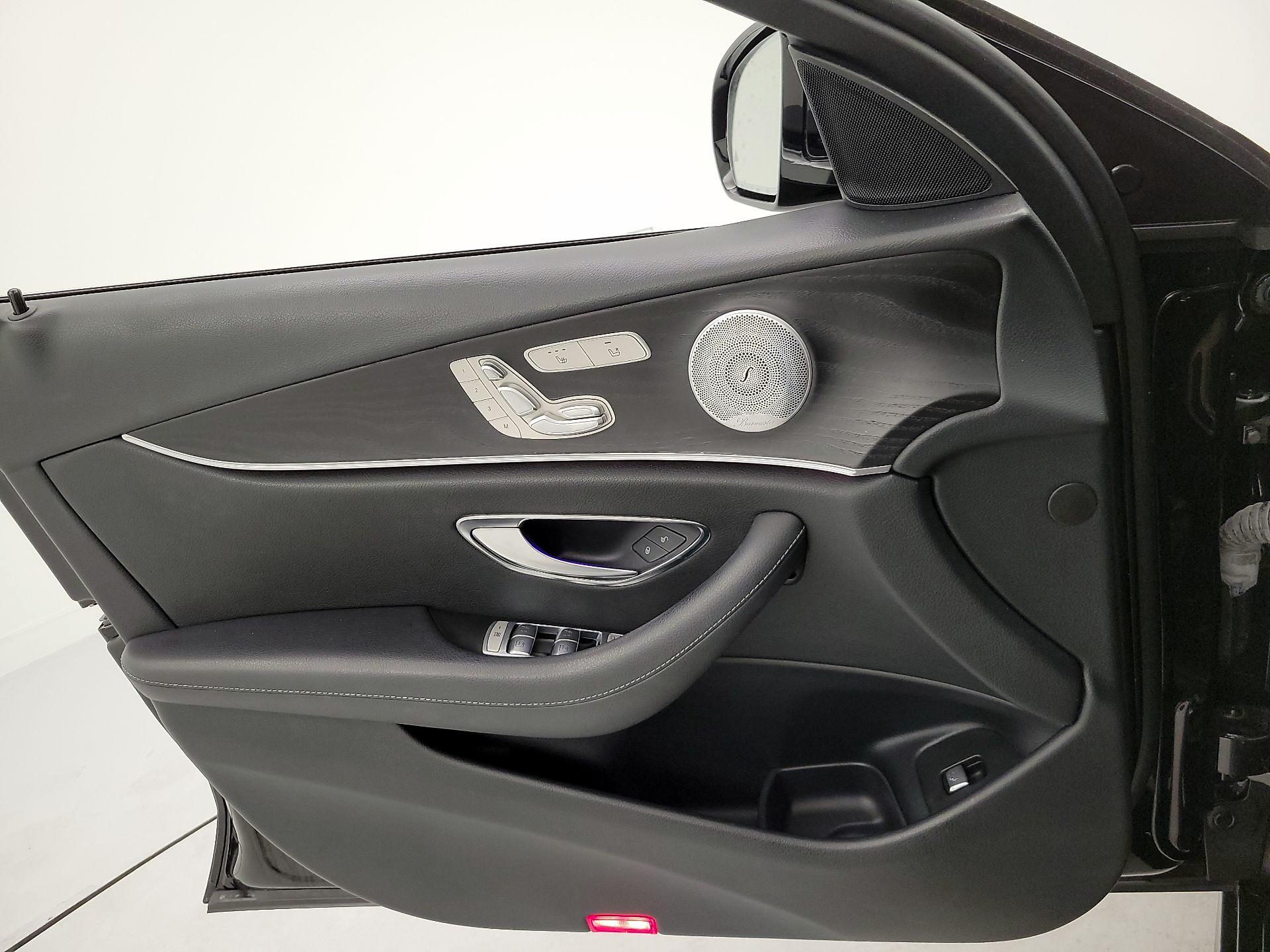 Thumbnail: 2019 Mercedes-Benz E-Class - 12