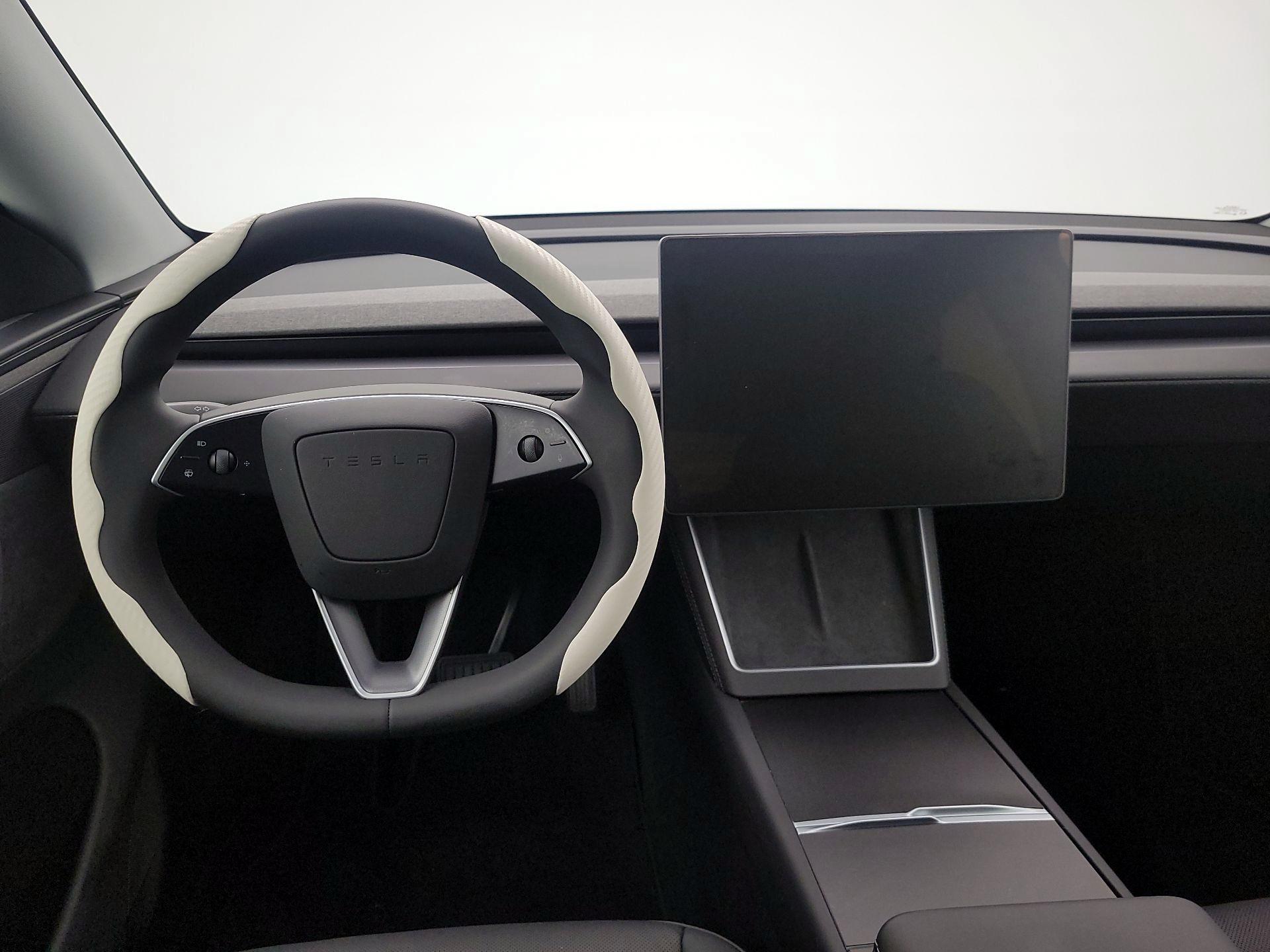 Thumbnail: 2026 Tesla Model Y - 10