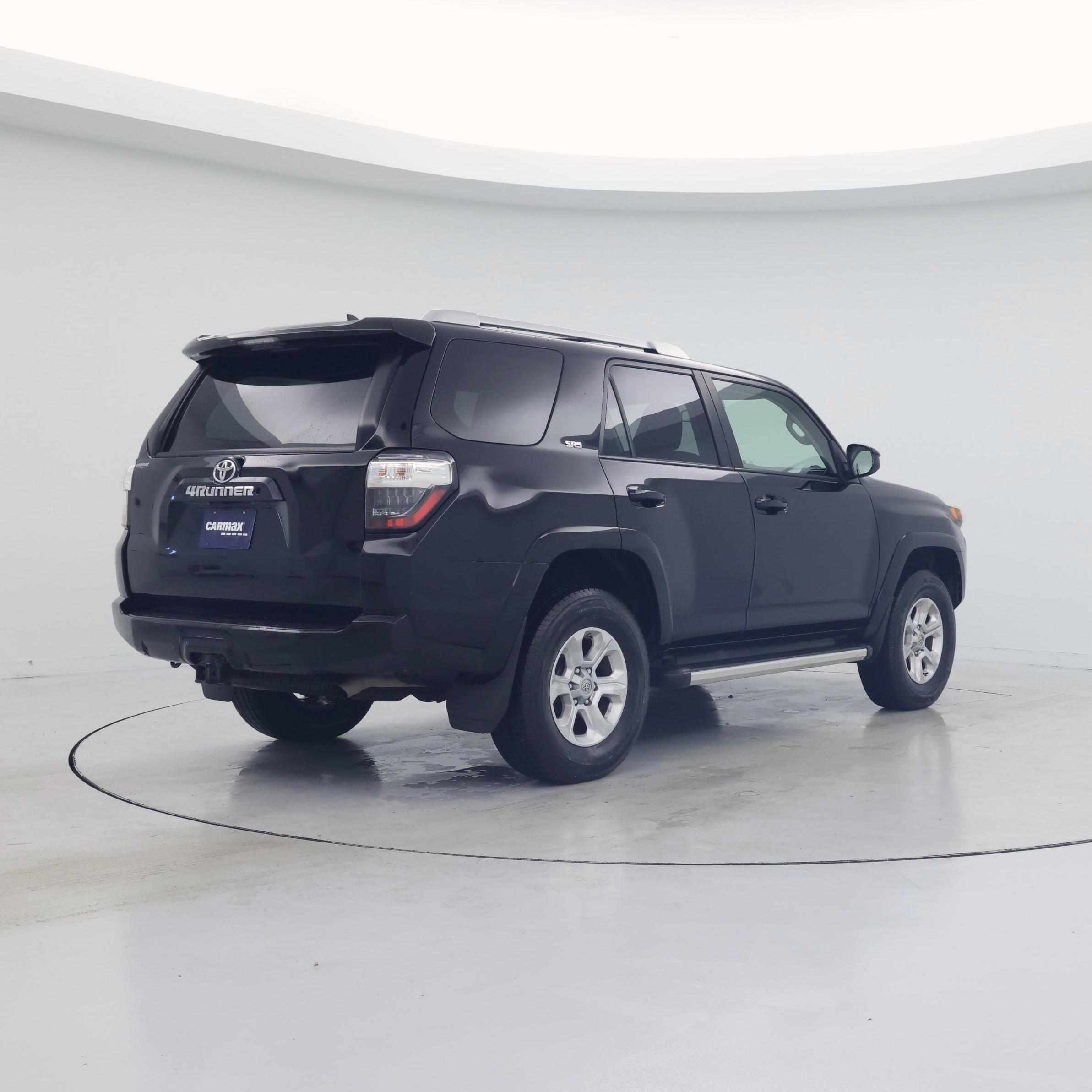 Thumbnail: 2014 Toyota 4Runner - 8