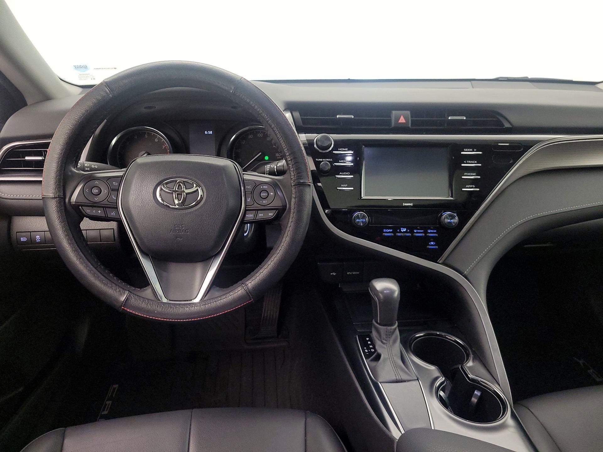 Thumbnail: 2020 Toyota Camry - 10