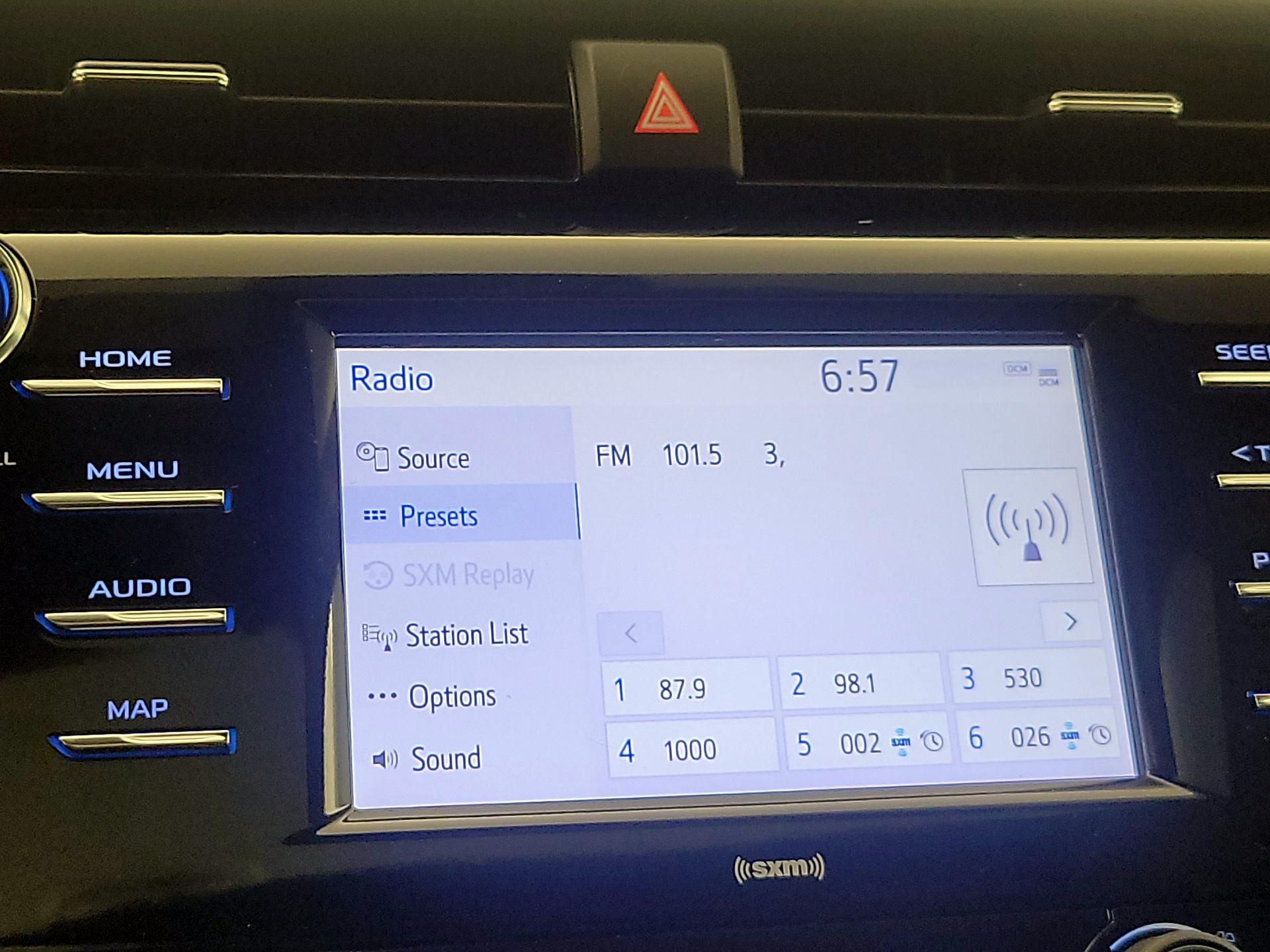 Thumbnail: 2020 Toyota Camry - 15