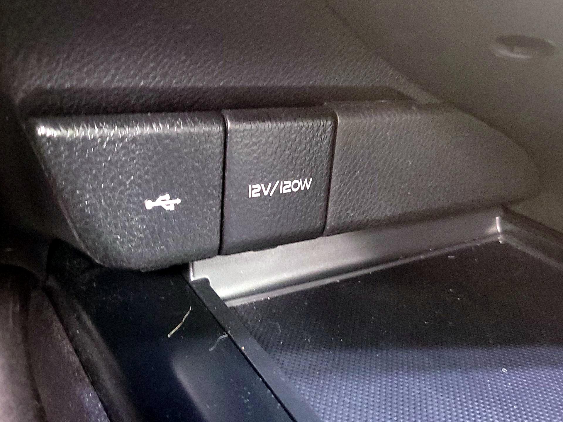 Thumbnail: 2020 Toyota Camry - 18