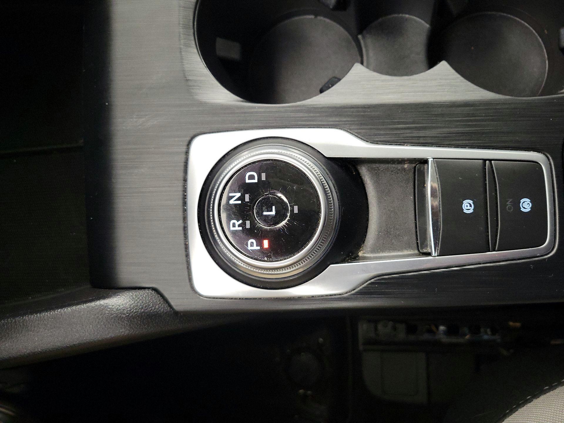 Thumbnail: 2022 Ford Escape - 17