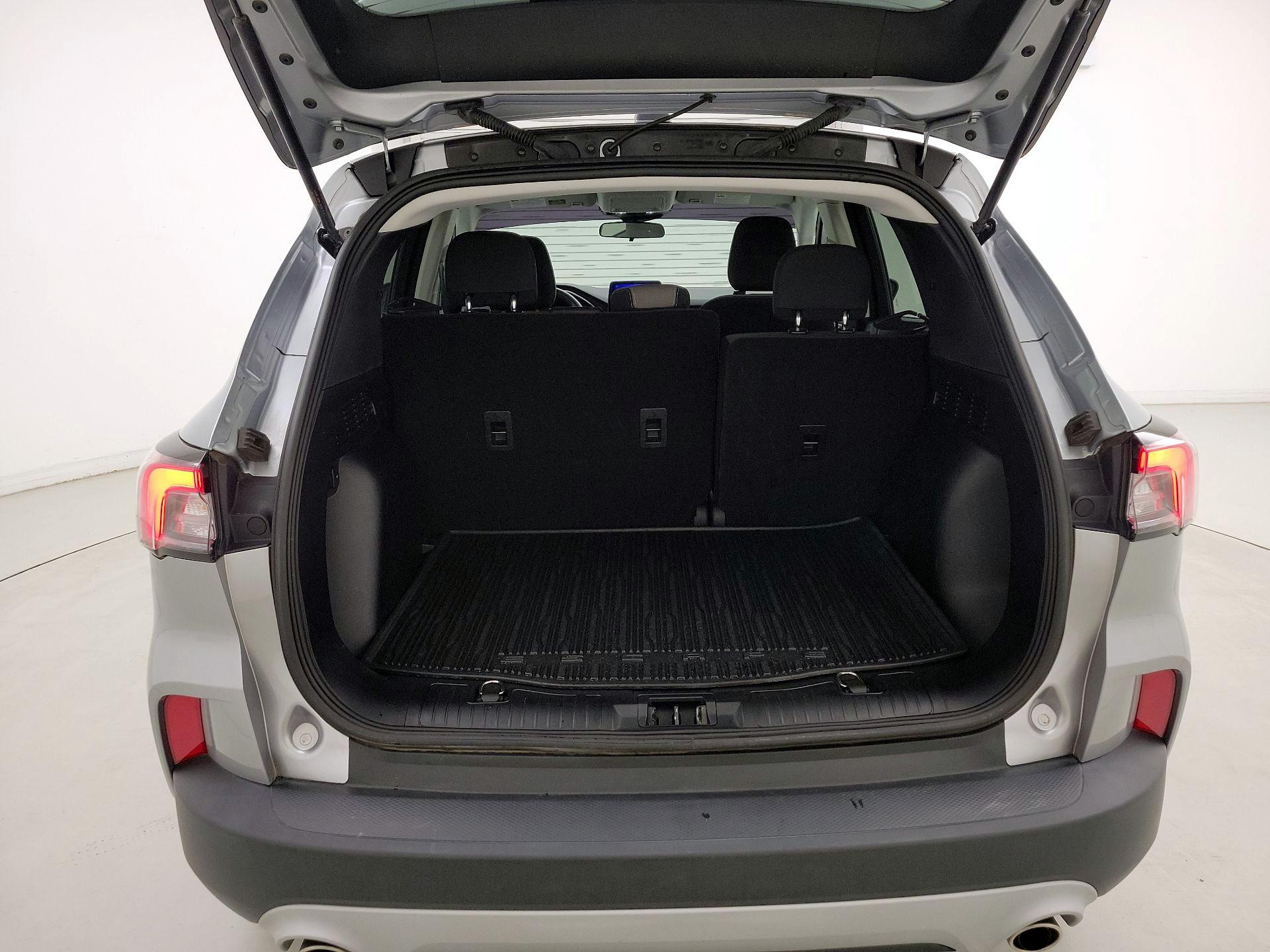 Thumbnail: 2022 Ford Escape - 20