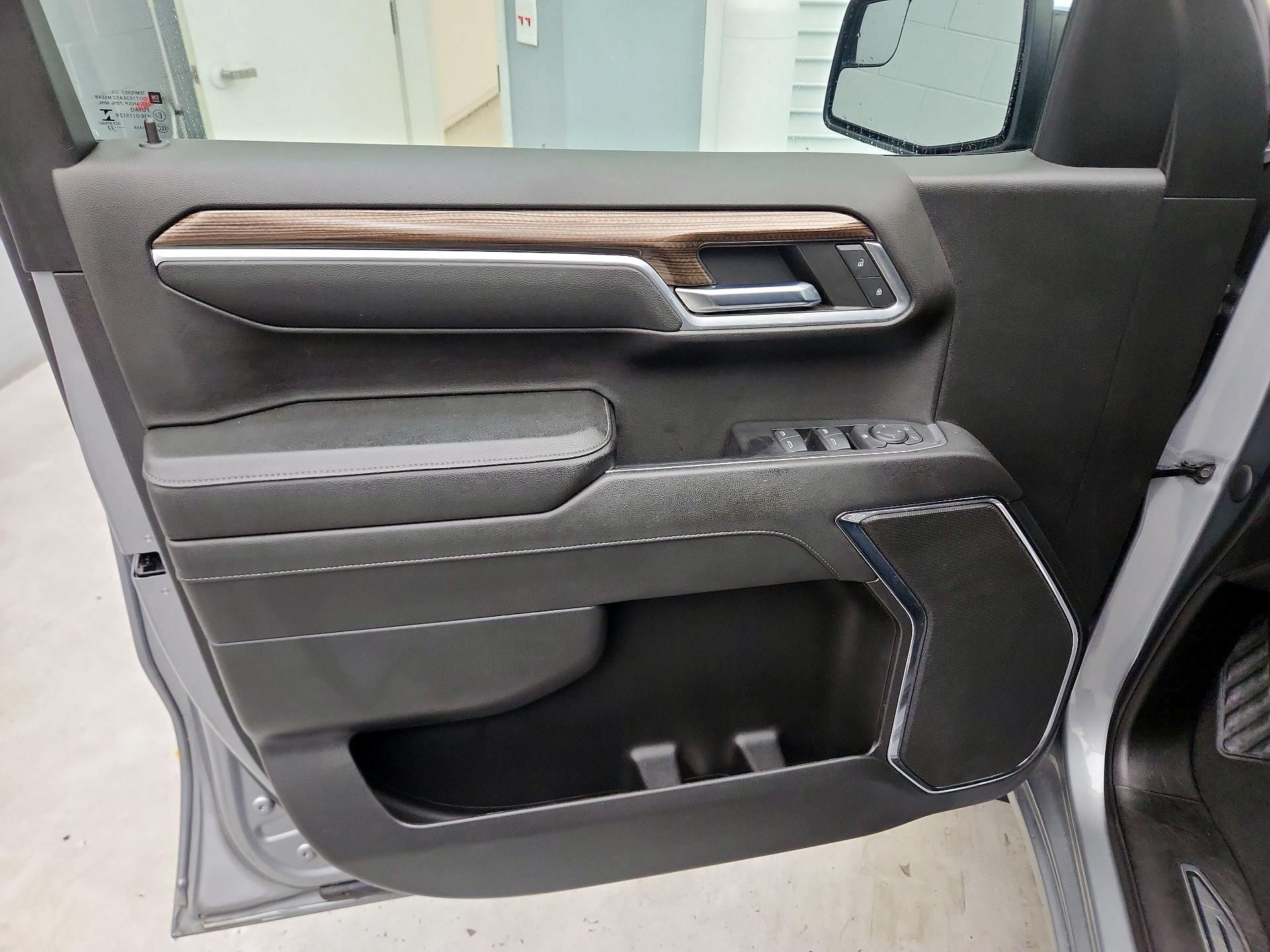 Thumbnail: 2023 Chevrolet Silverado 1500 - 12