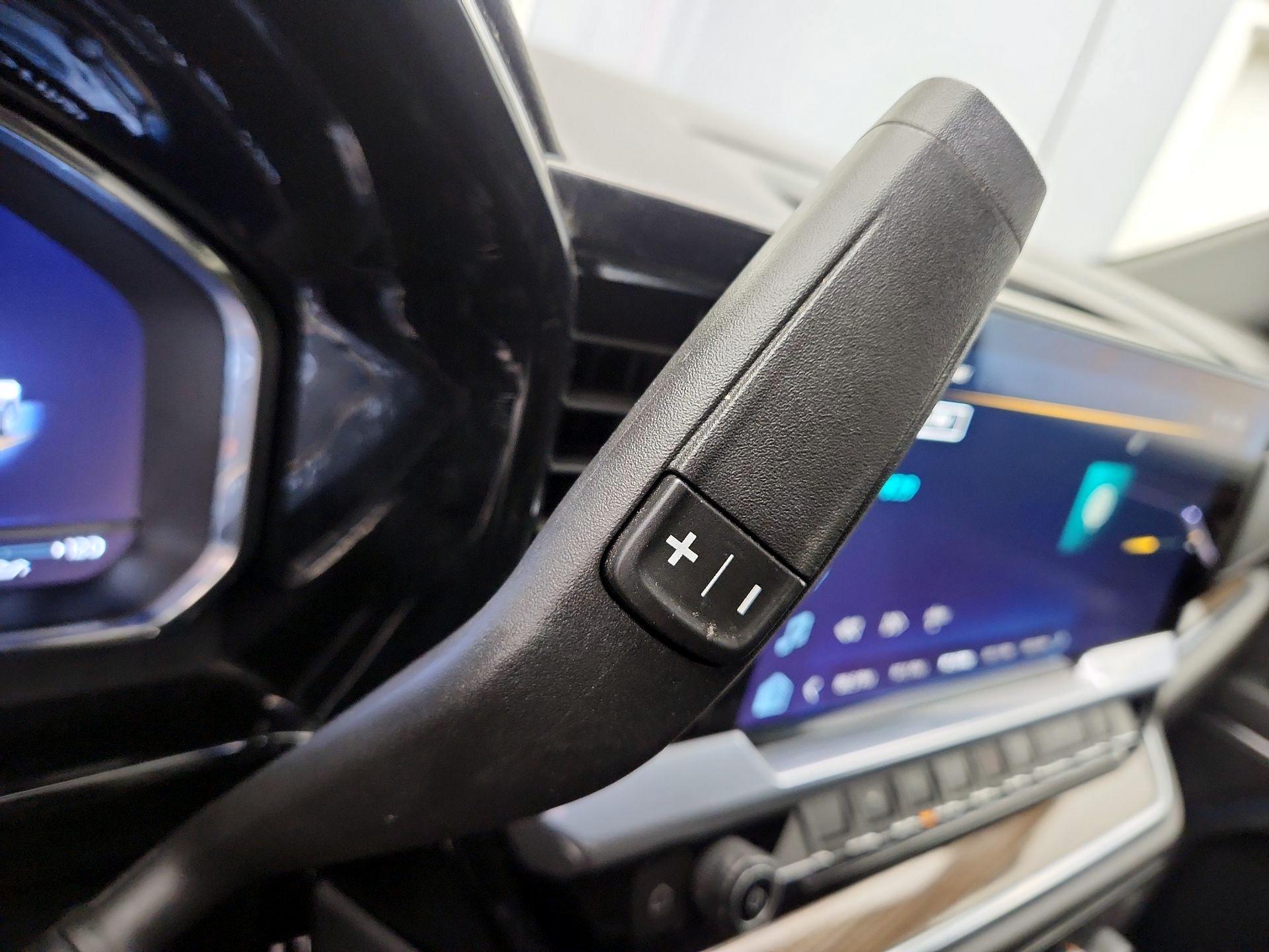 Thumbnail: 2023 Chevrolet Silverado 1500 - 17