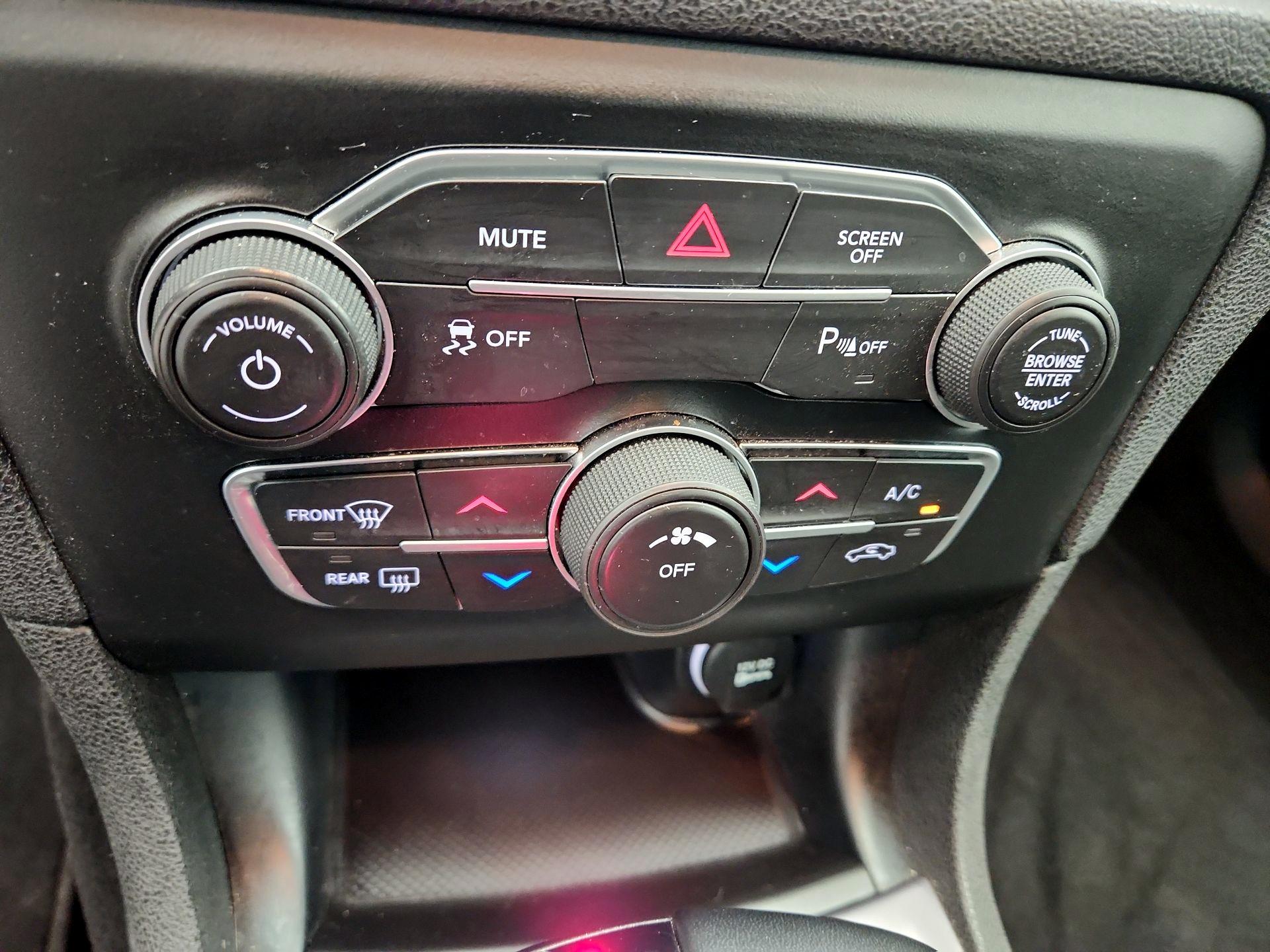 Thumbnail: 2023 Dodge Charger - 16