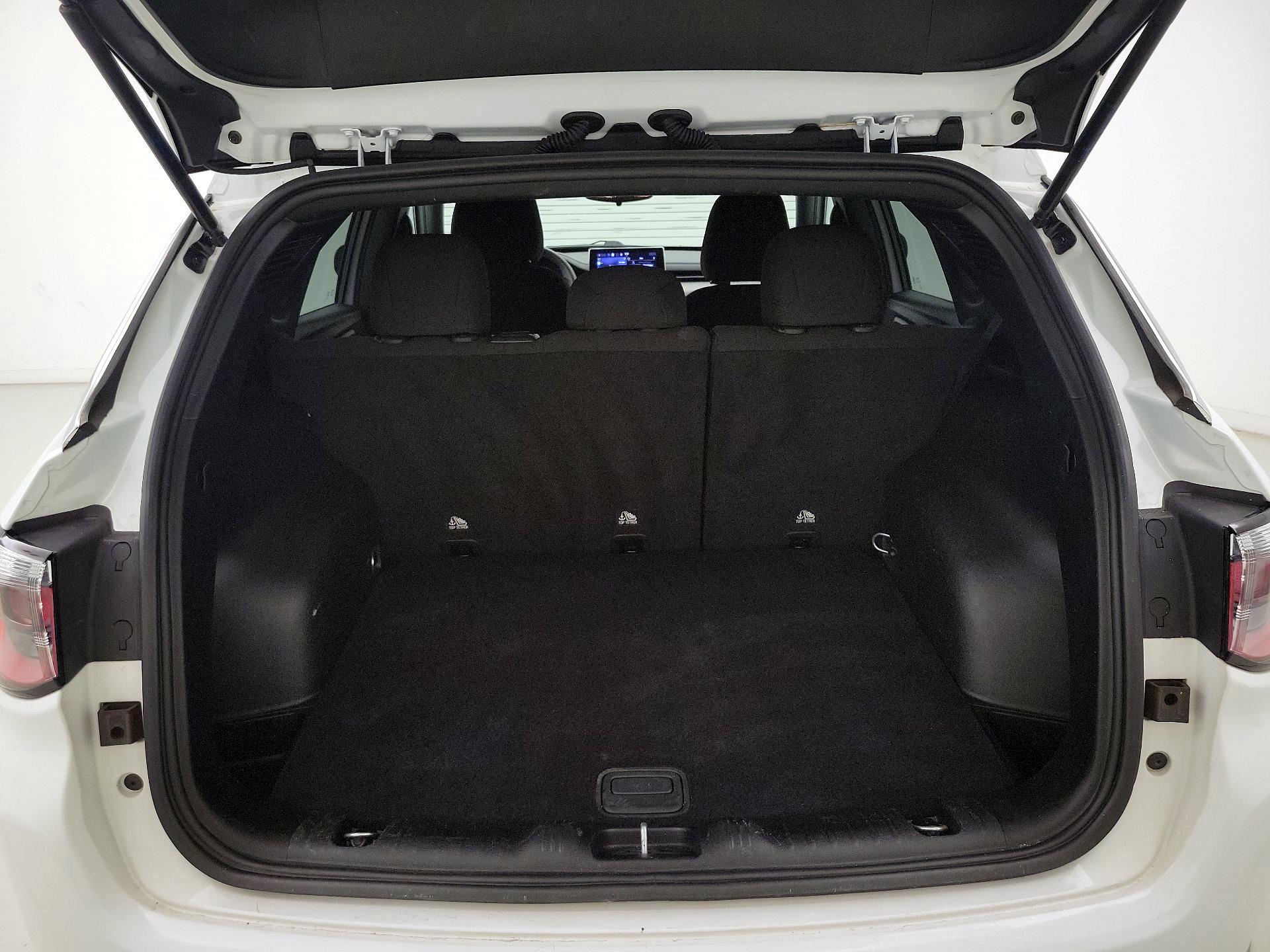 Thumbnail: 2023 Jeep Compass - 20