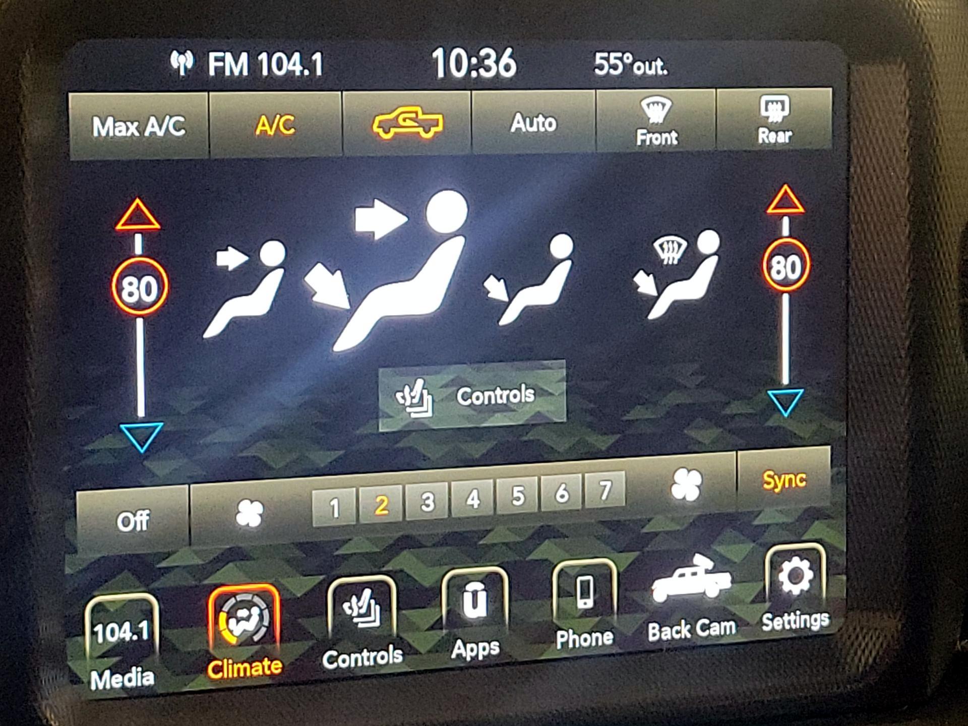 Thumbnail: 2022 Jeep Gladiator - 17