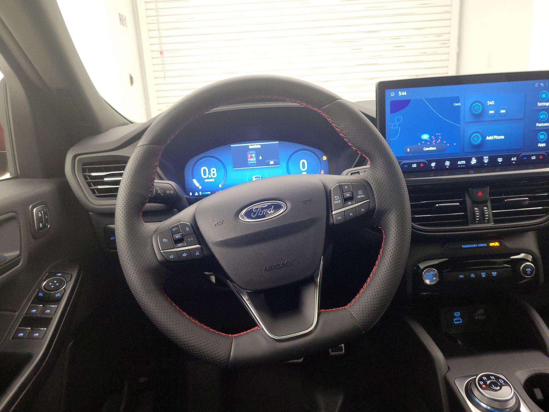 Thumbnail: 2023 Ford Escape - 10