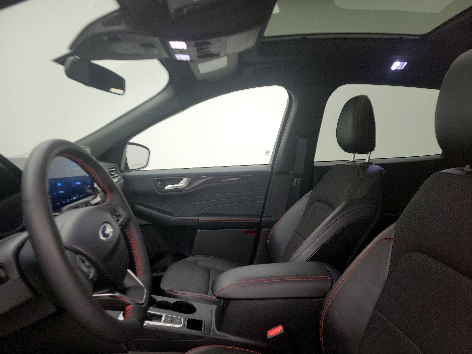 Thumbnail: 2023 Ford Escape - 20