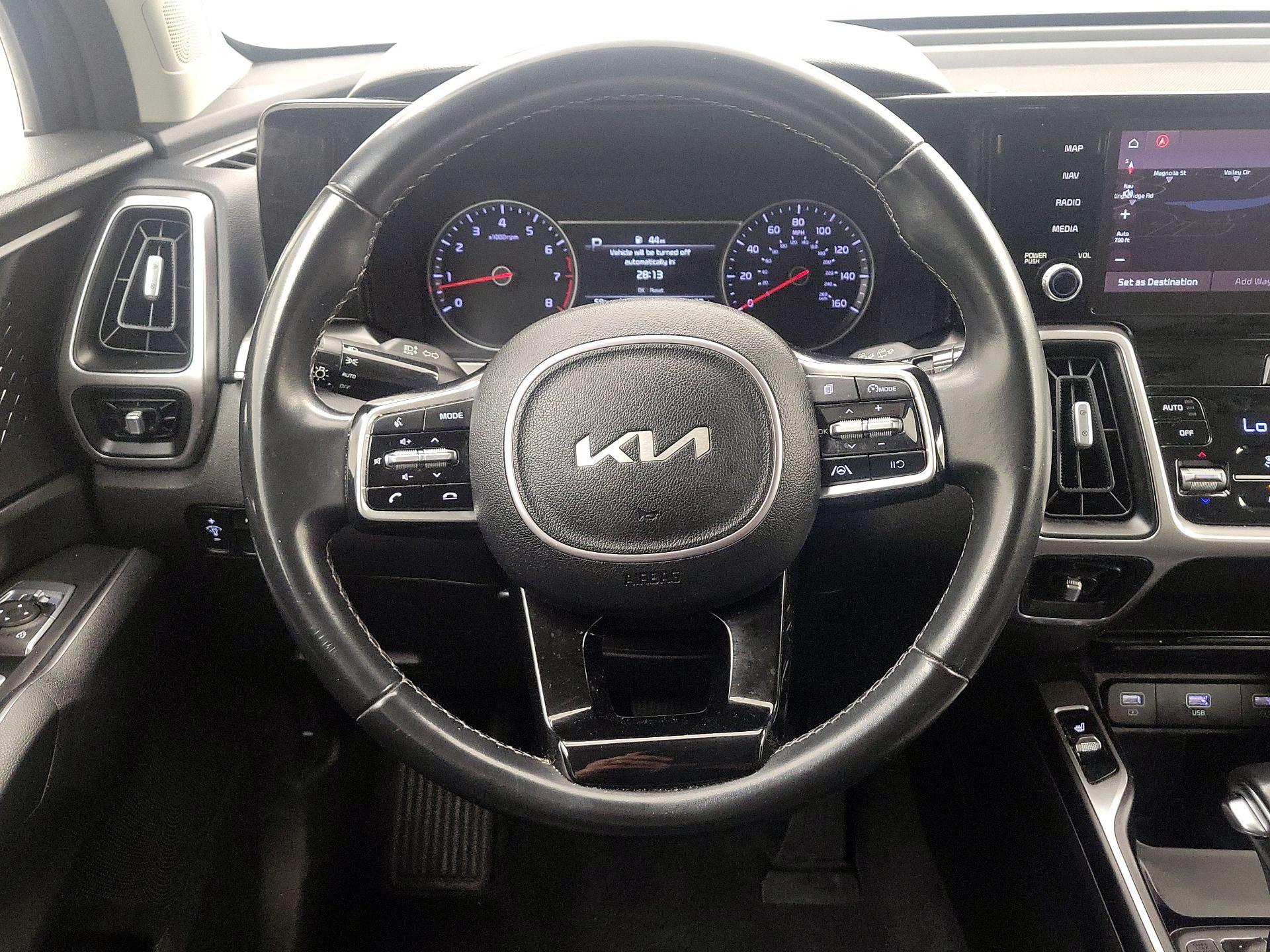 Thumbnail: 2022 Kia Sorento - 10