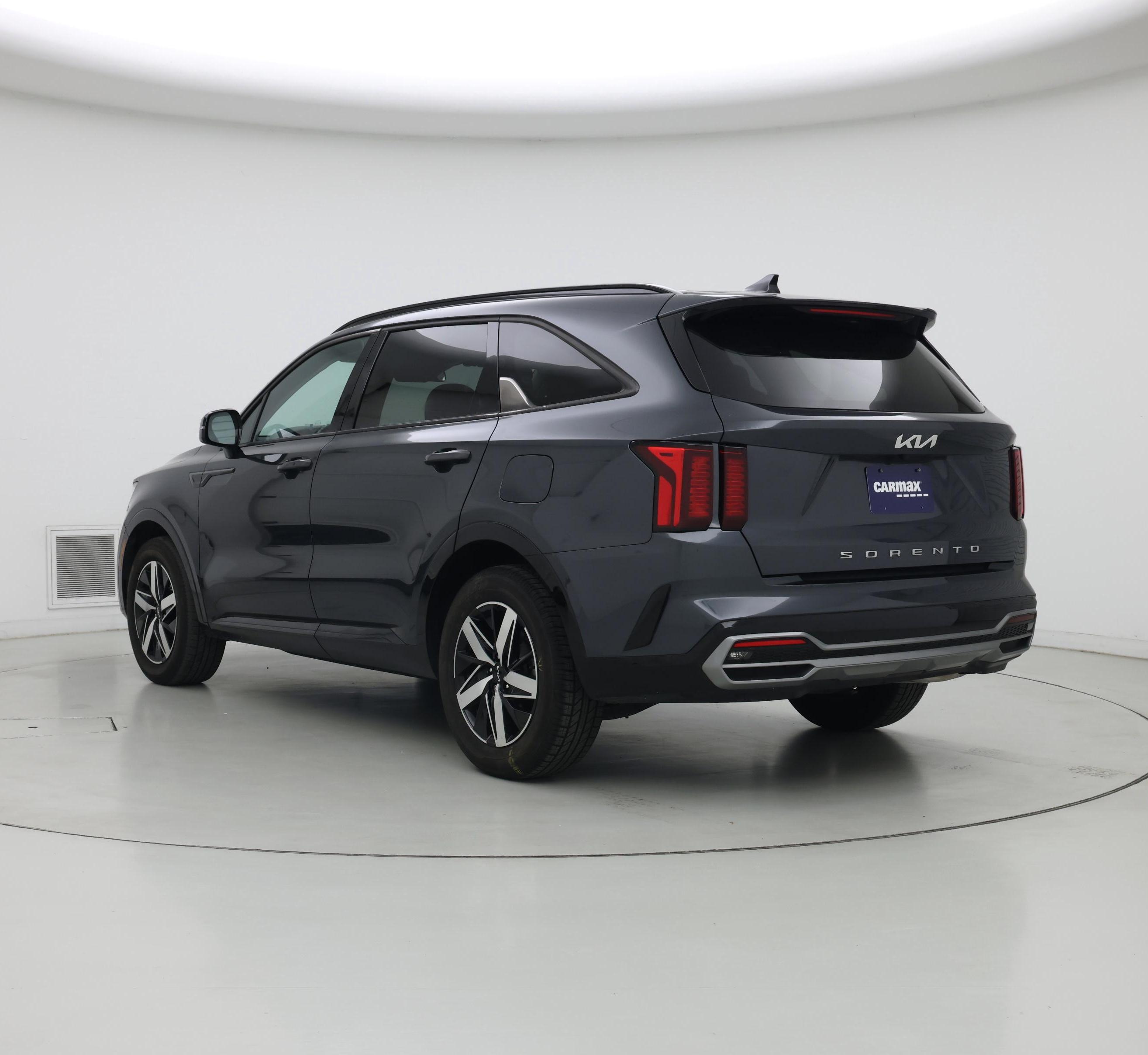 Thumbnail: 2022 Kia Sorento - 2