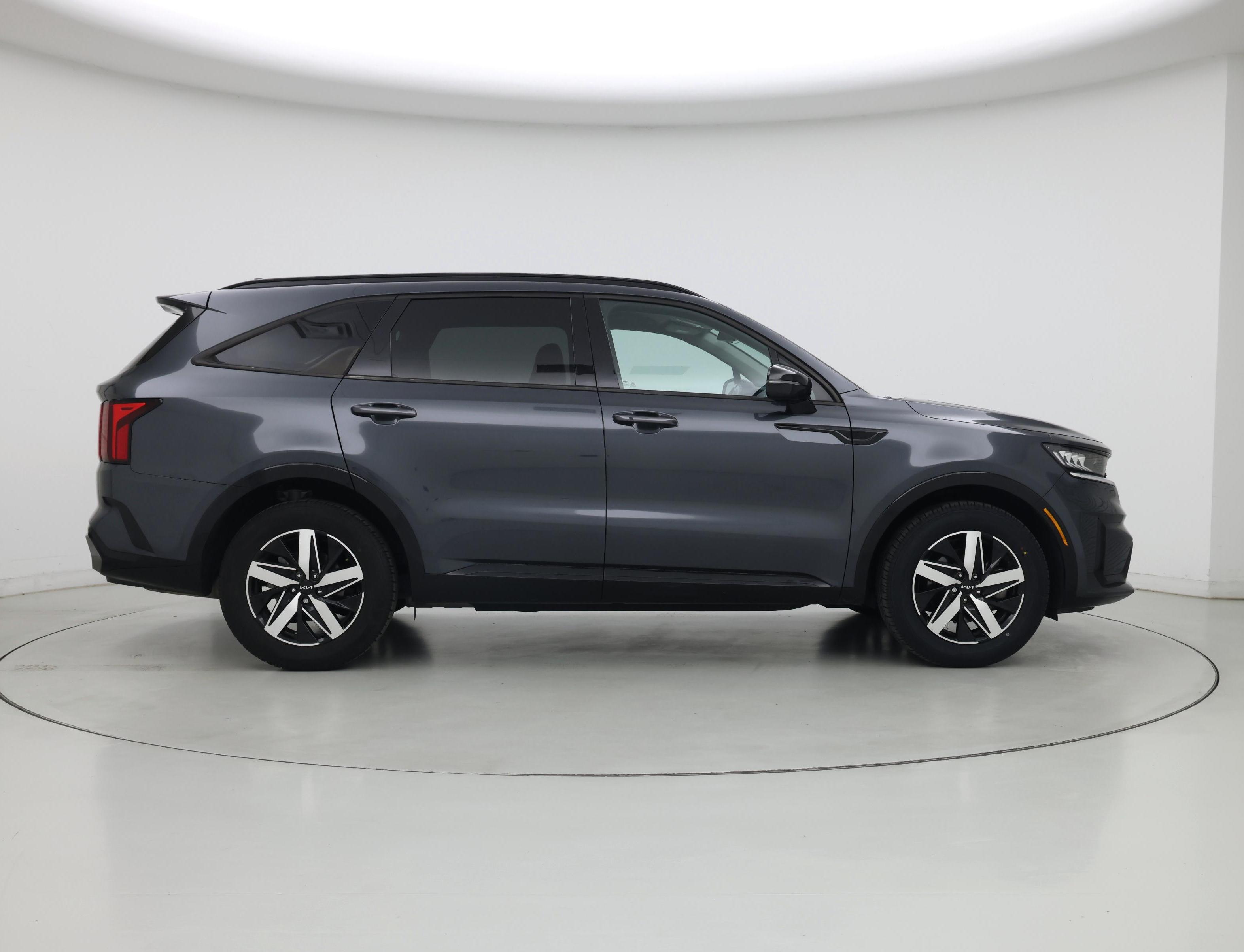 Thumbnail: 2022 Kia Sorento - 7